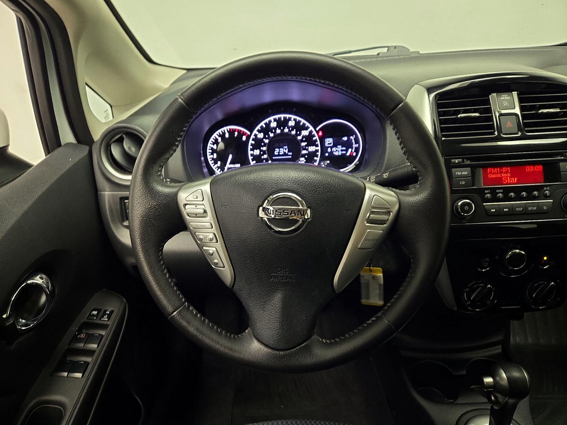 Thumbnail: 2015 Nissan Versa Note - 10