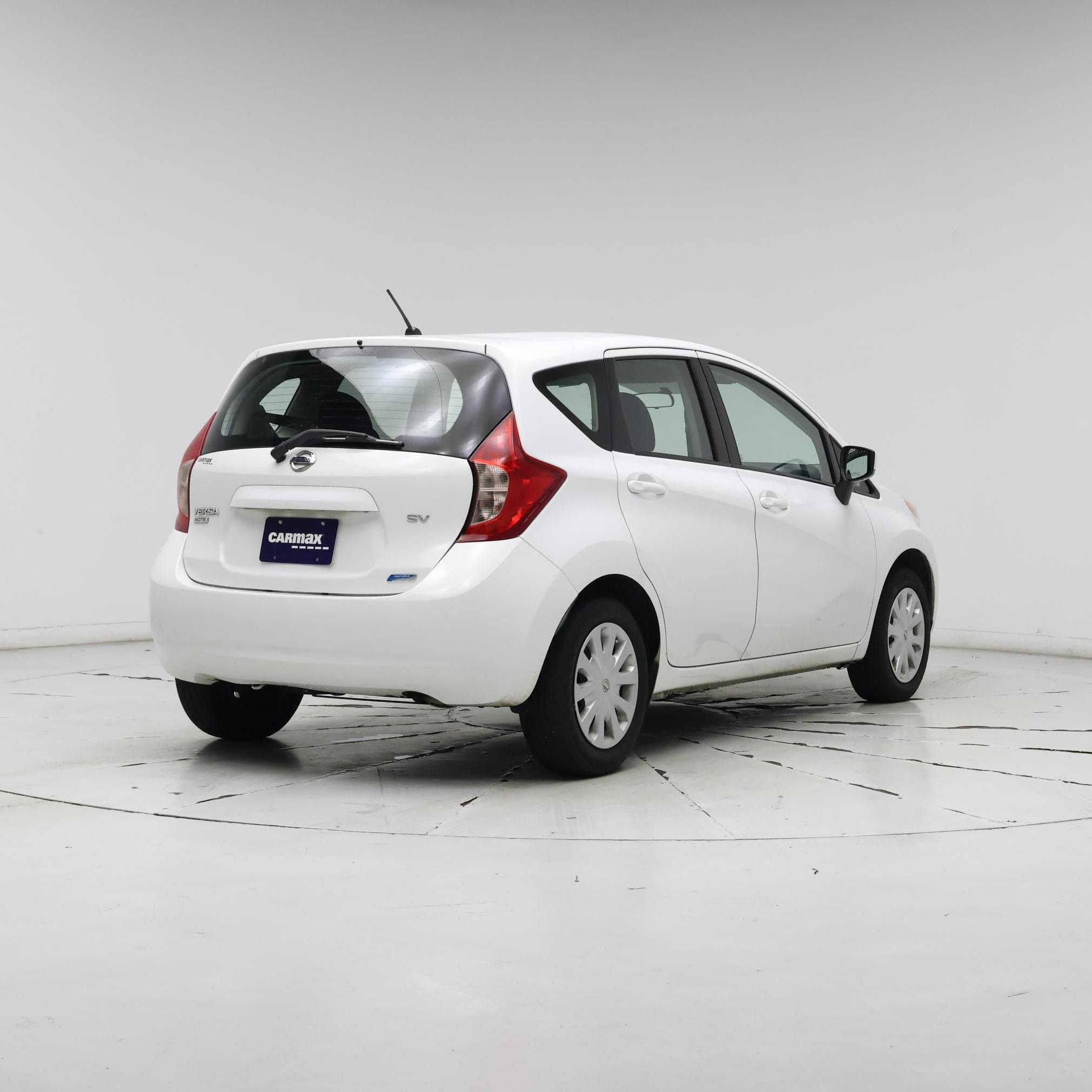 Thumbnail: 2015 Nissan Versa Note - 8