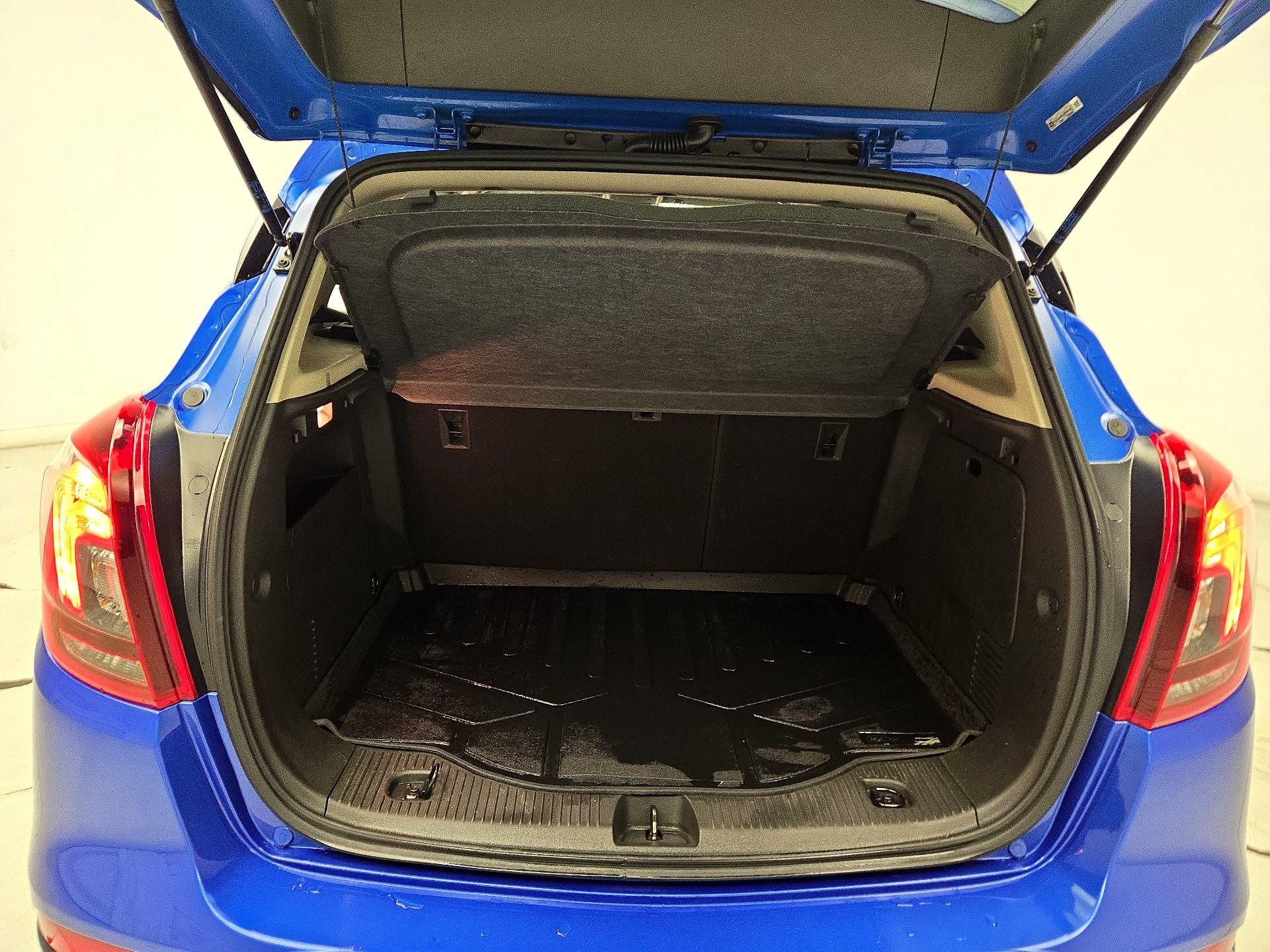 Thumbnail: 2018 Buick Encore - 20