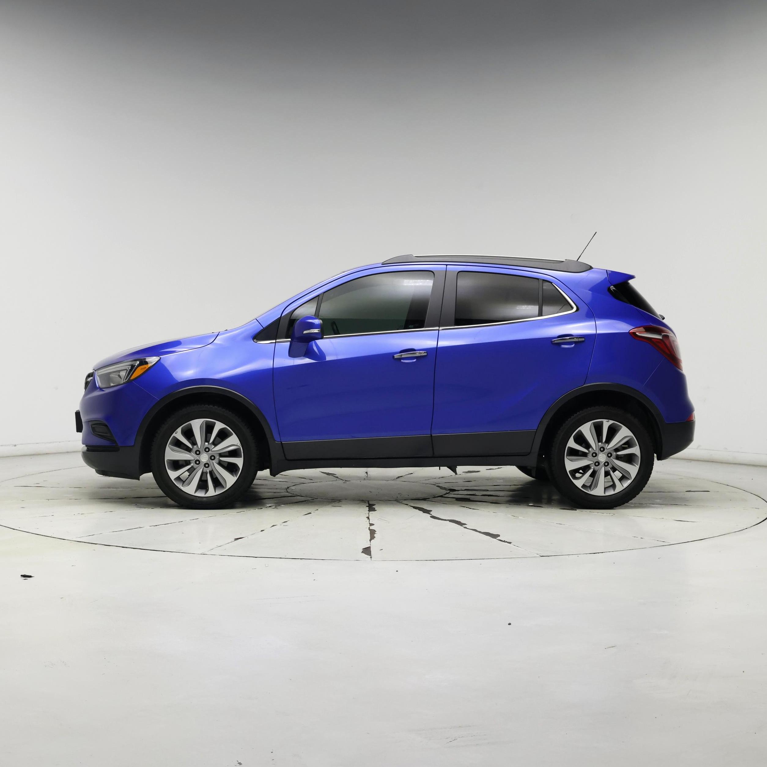 Thumbnail: 2018 Buick Encore - 3