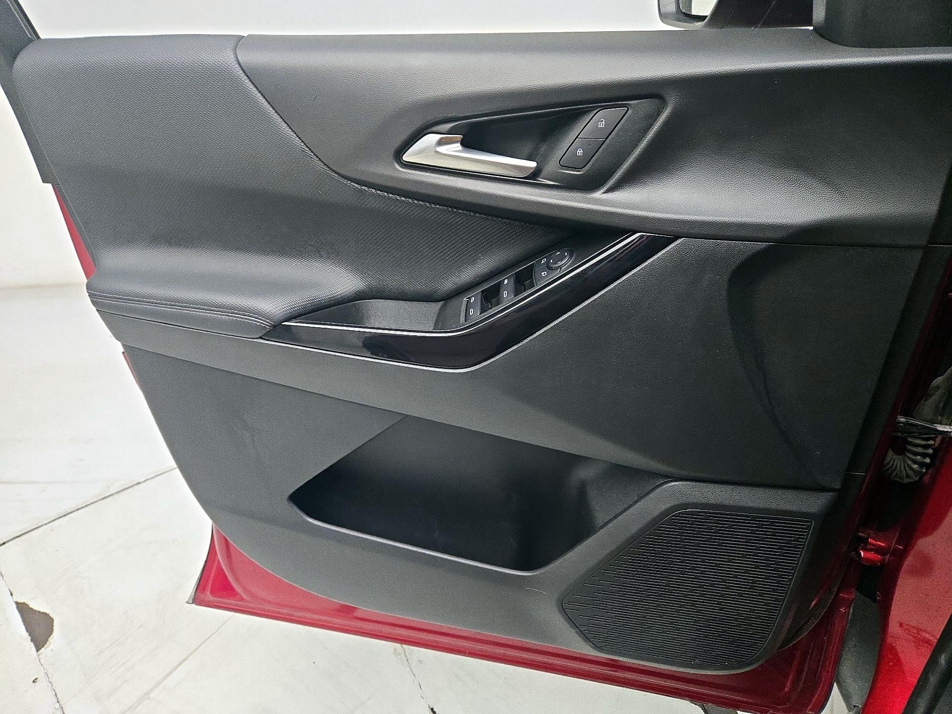 Thumbnail: 2025 Chevrolet Equinox - 12