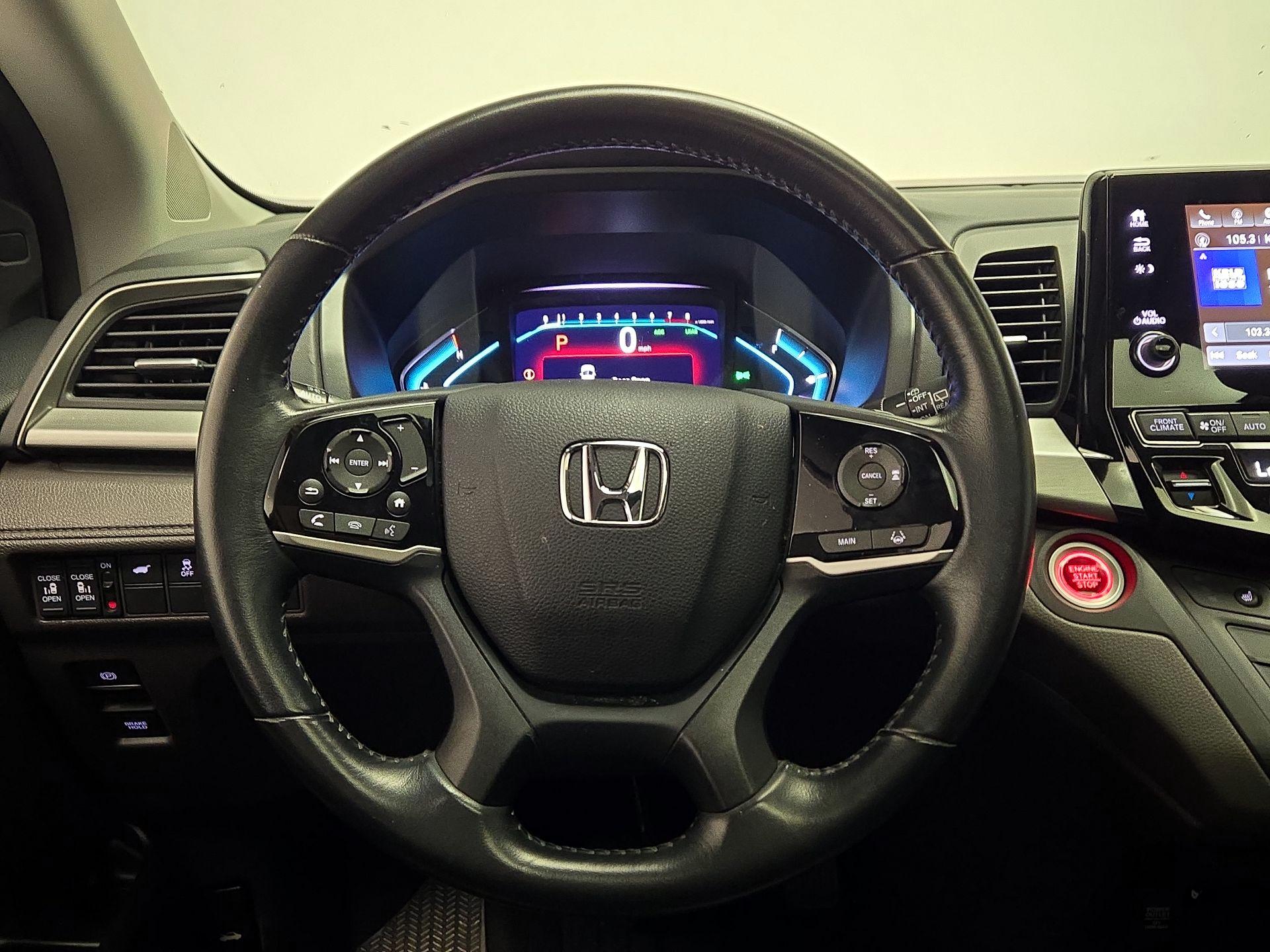 Thumbnail: 2018 Honda Odyssey - 10