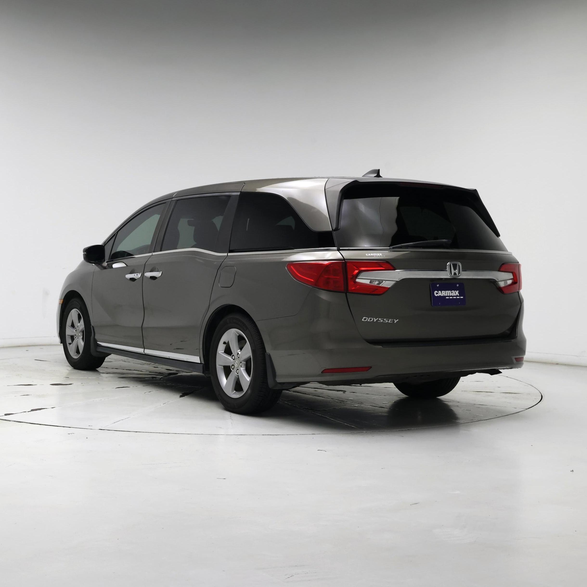 Thumbnail: 2018 Honda Odyssey - 2