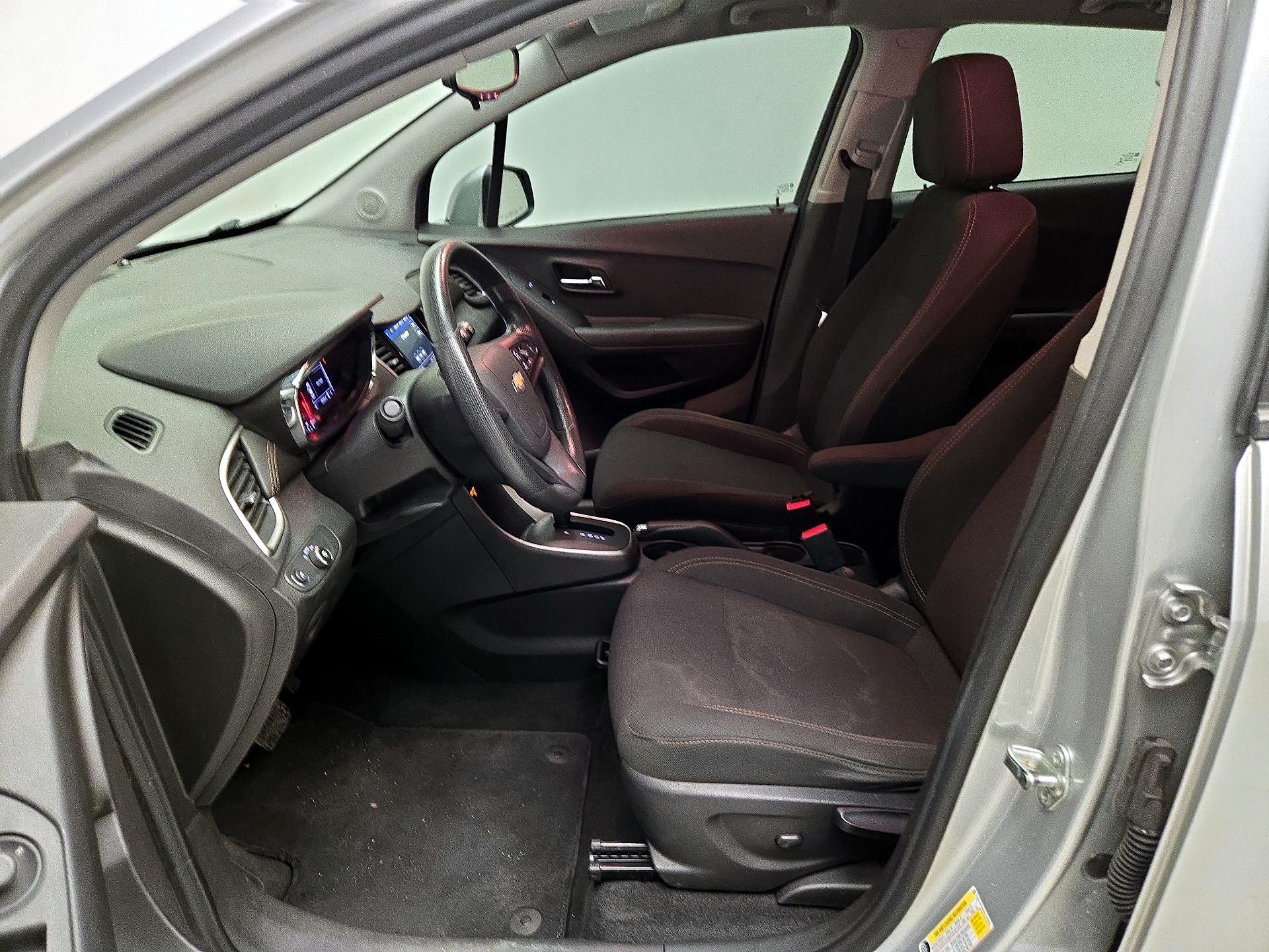 Thumbnail: 2019 Chevrolet Trax - 11