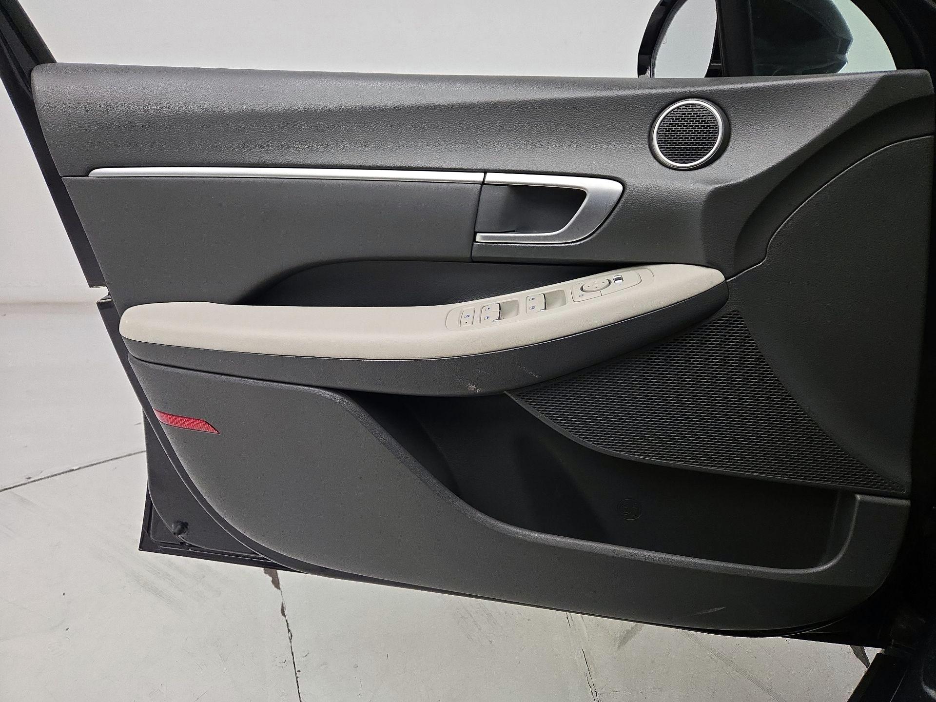 Thumbnail: 2024 Hyundai Sonata - 12