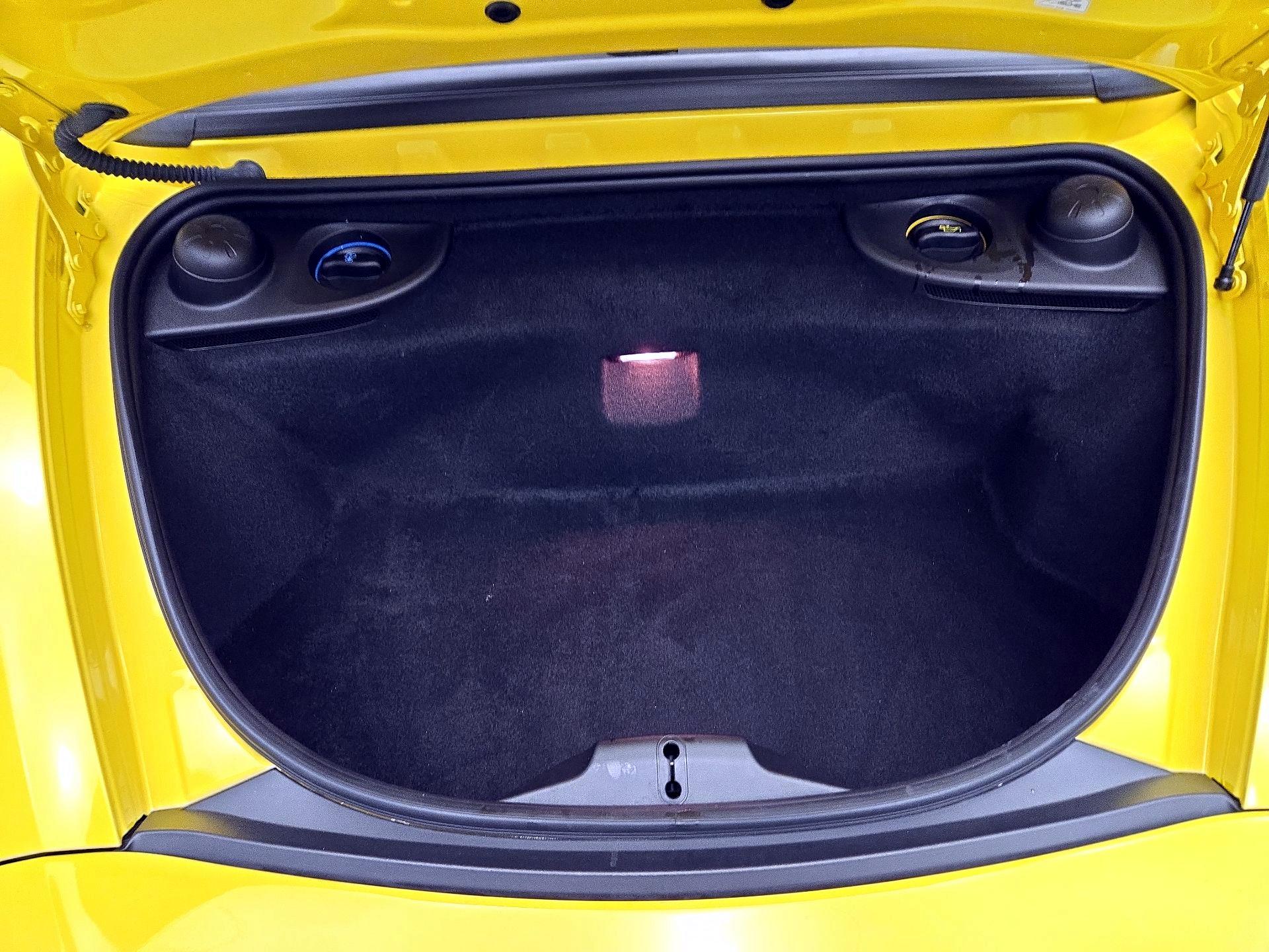 Thumbnail: 2022 Porsche 718 Boxster - 19