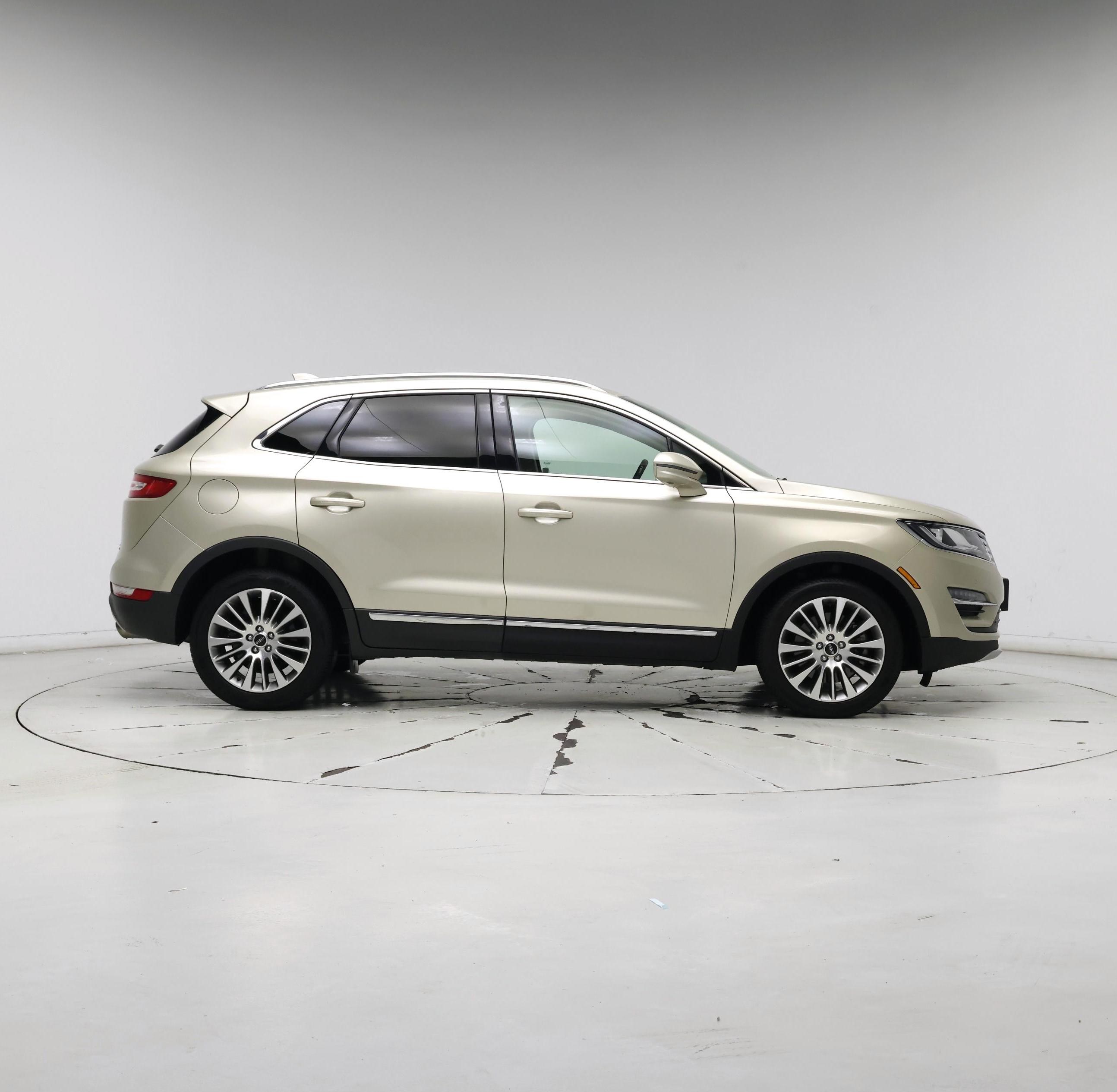 Thumbnail: 2017 Lincoln MKC - 7