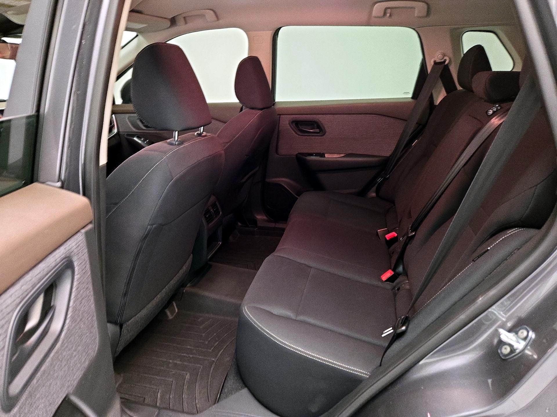 Thumbnail: 2023 Nissan Rogue - 19