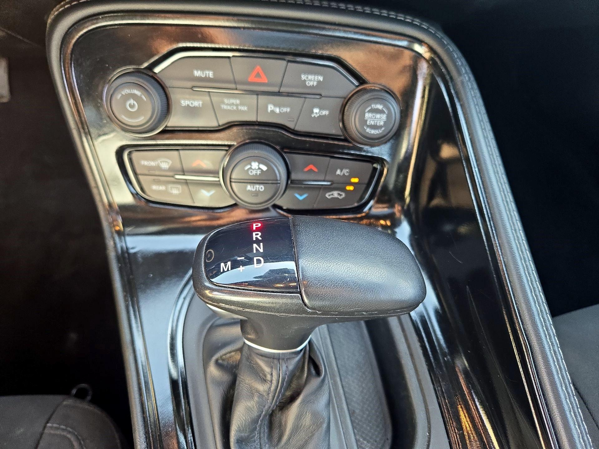 Thumbnail: 2022 Dodge Challenger - 16