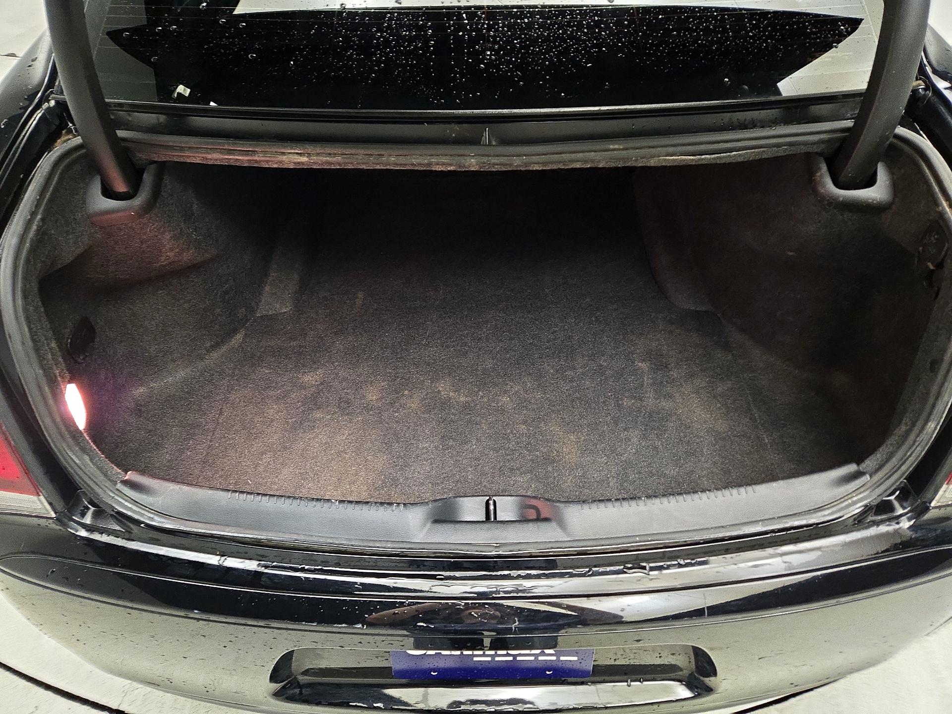 Thumbnail: 2023 Chrysler 300 - 20