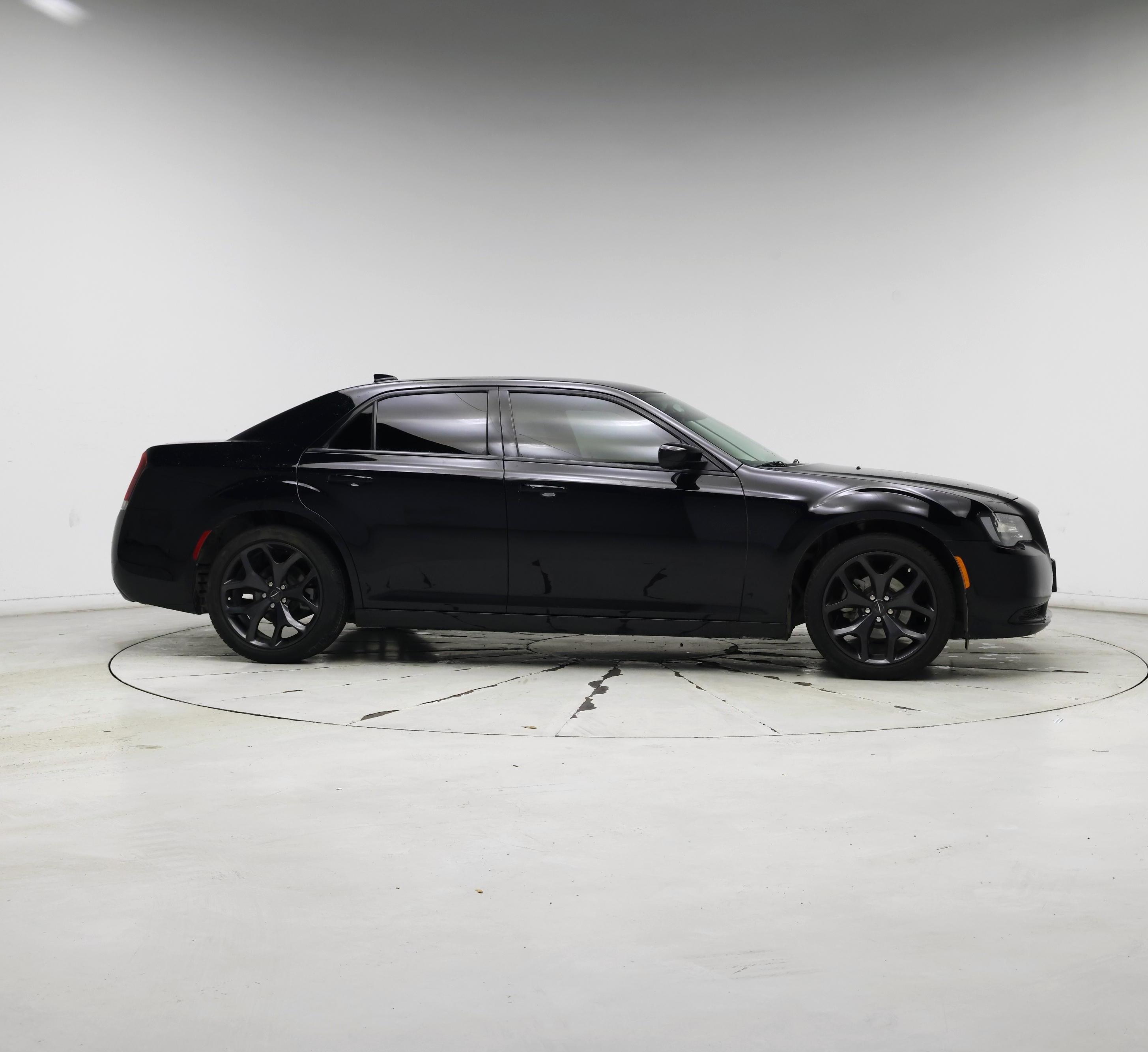 Thumbnail: 2023 Chrysler 300 - 7