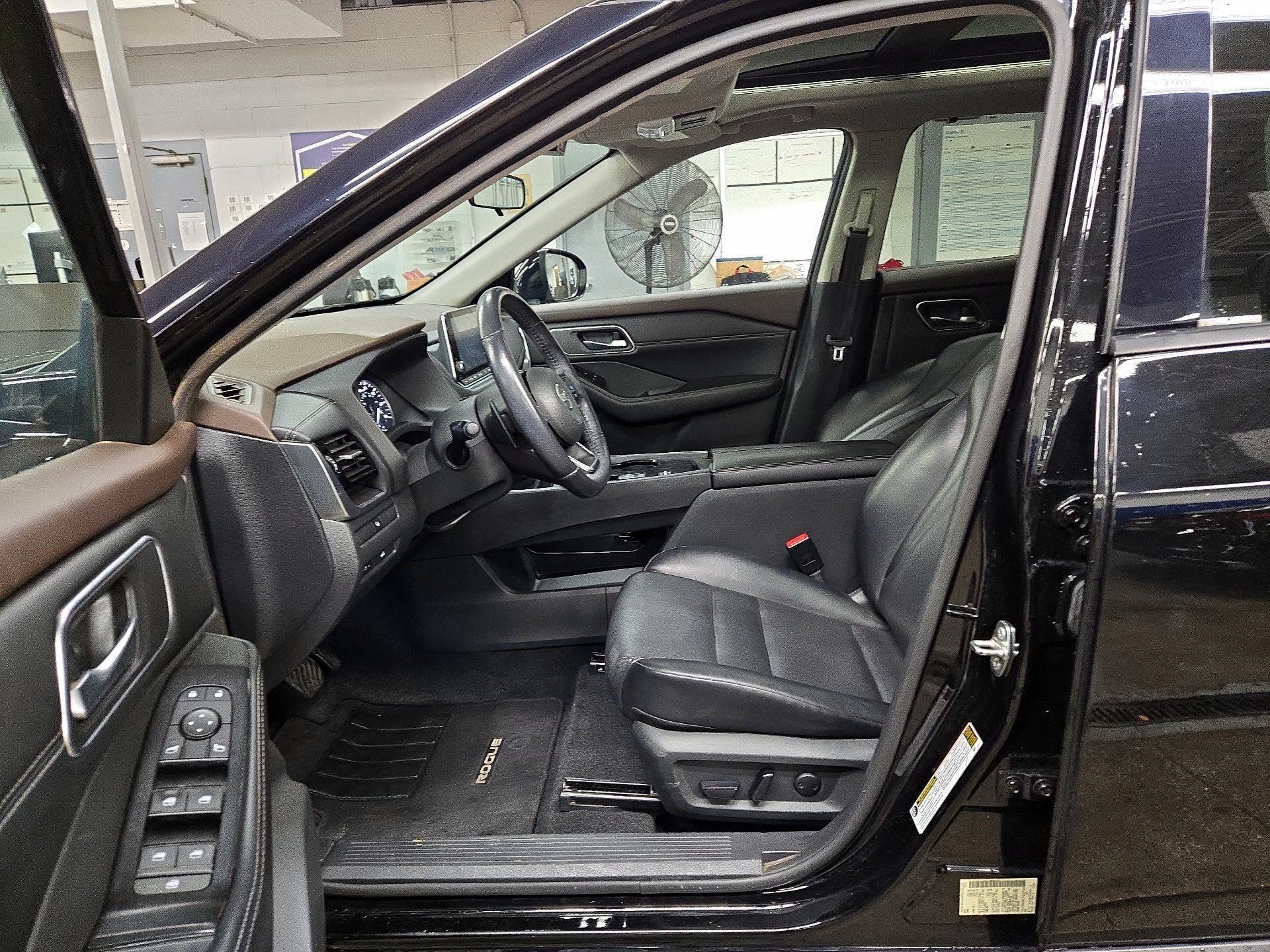 Thumbnail: 2021 Nissan Rogue - 9