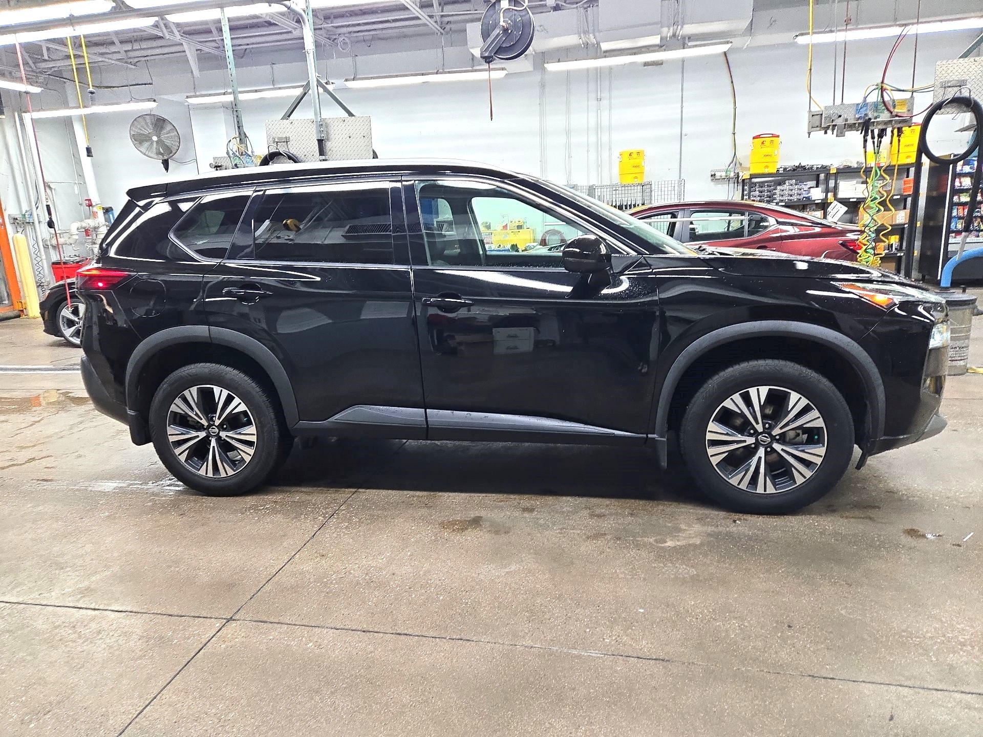 Thumbnail: 2021 Nissan Rogue - 4