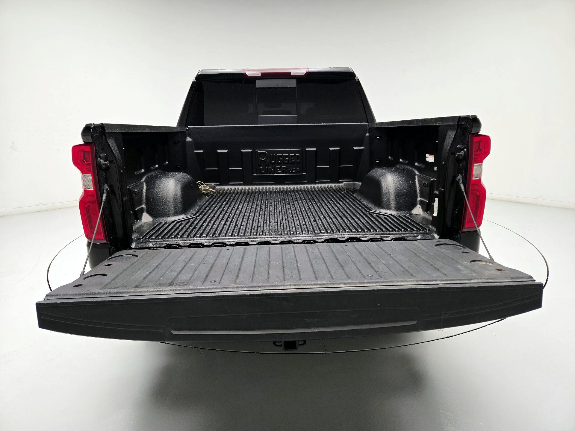 Thumbnail: 2023 Chevrolet Silverado 1500 - 20