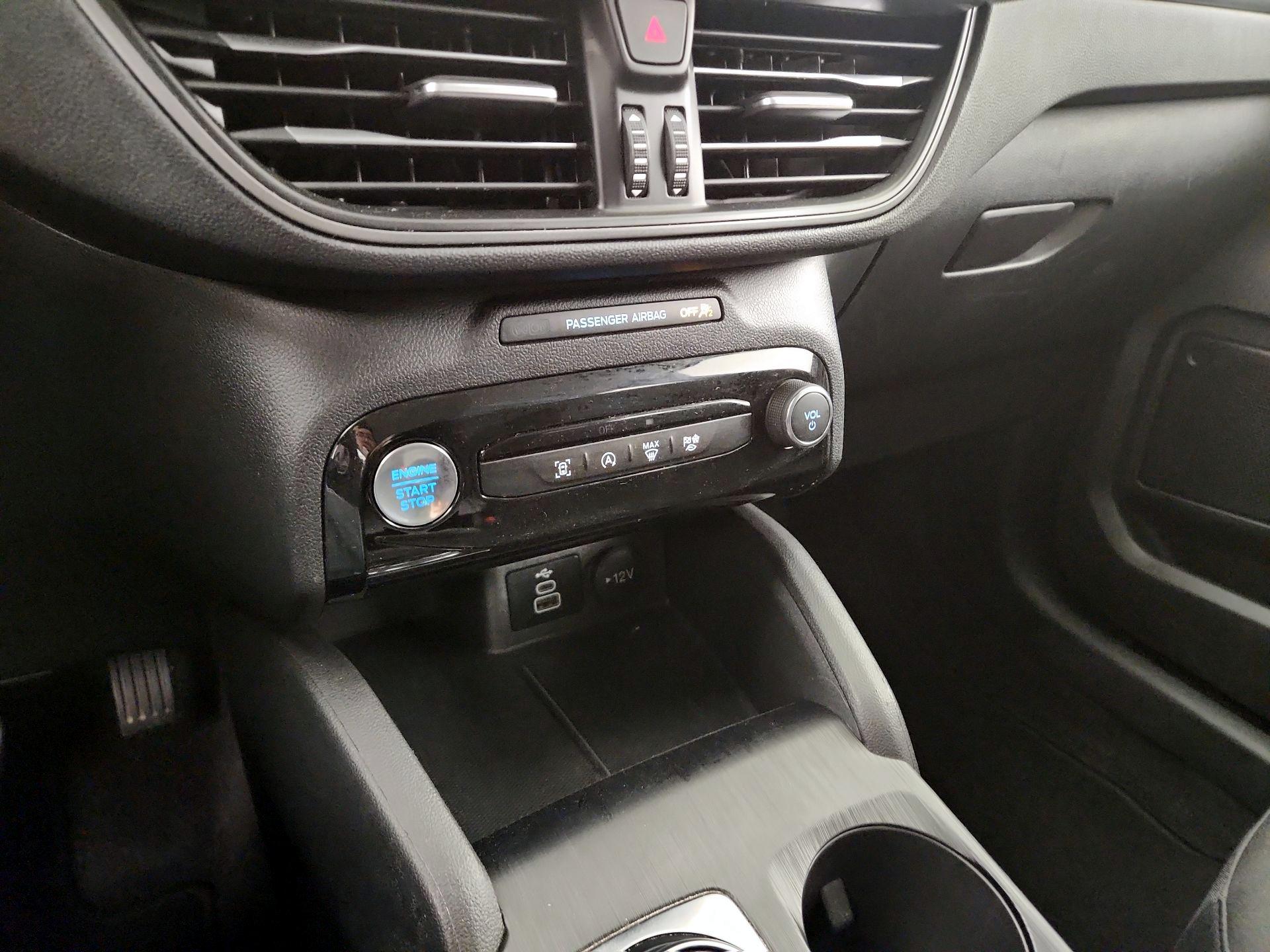 Thumbnail: 2024 Ford Escape - 14