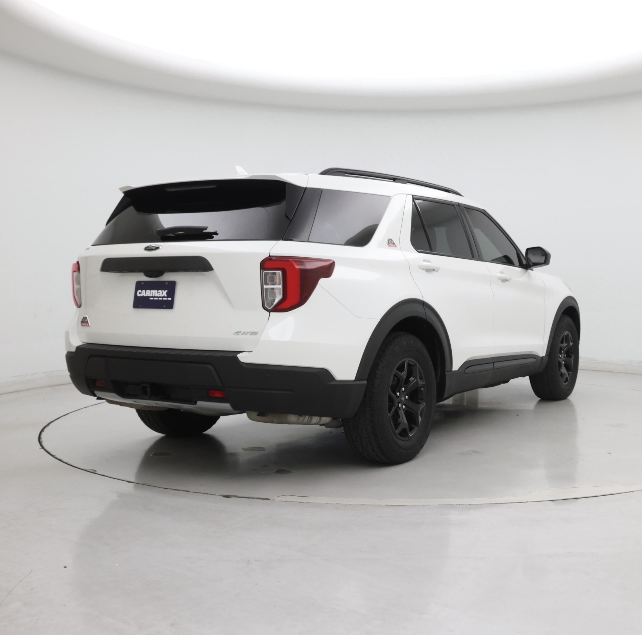 Thumbnail: 2023 Ford Explorer - 8