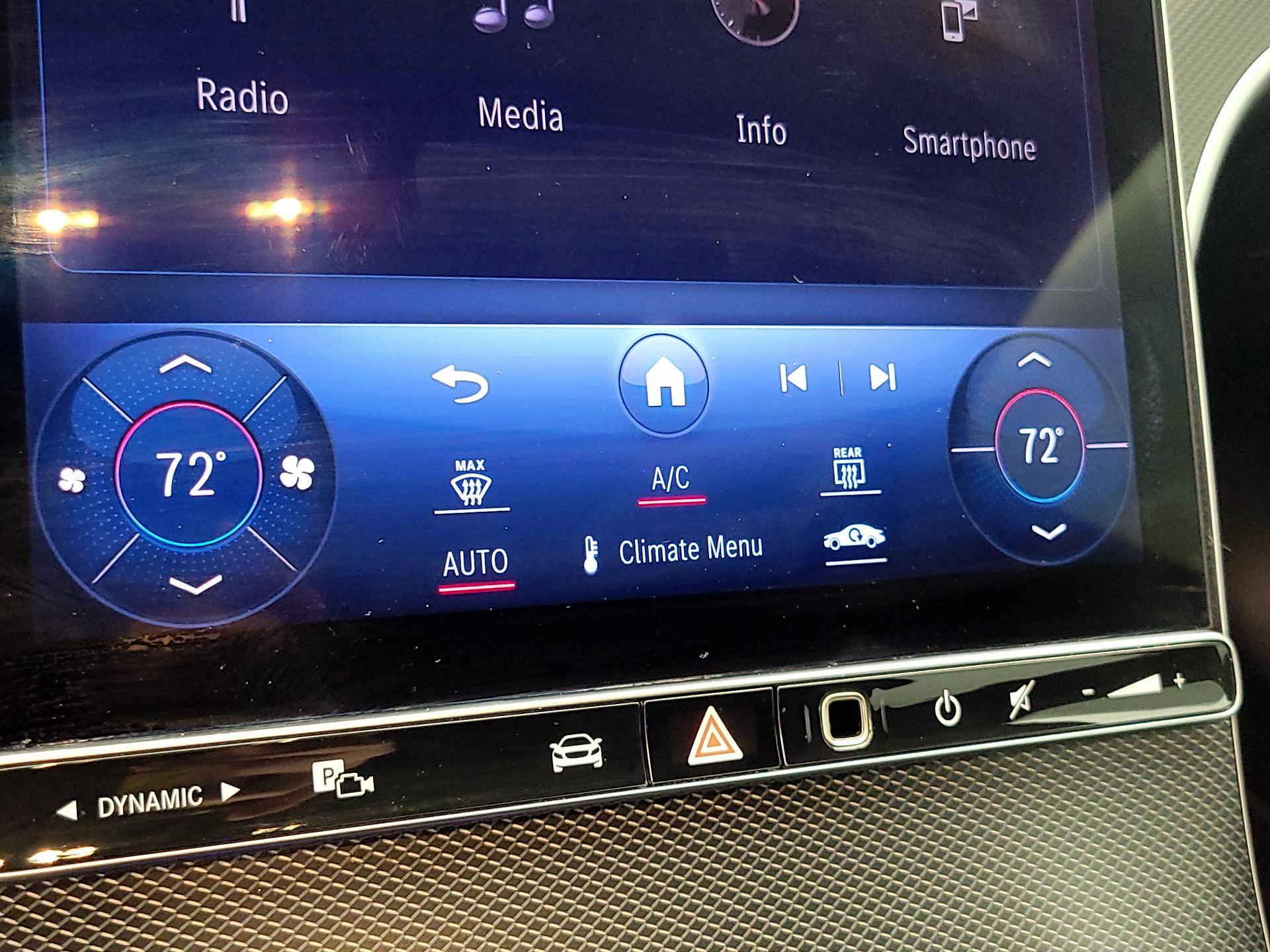 Thumbnail: 2024 Mercedes-Benz C-Class - 17