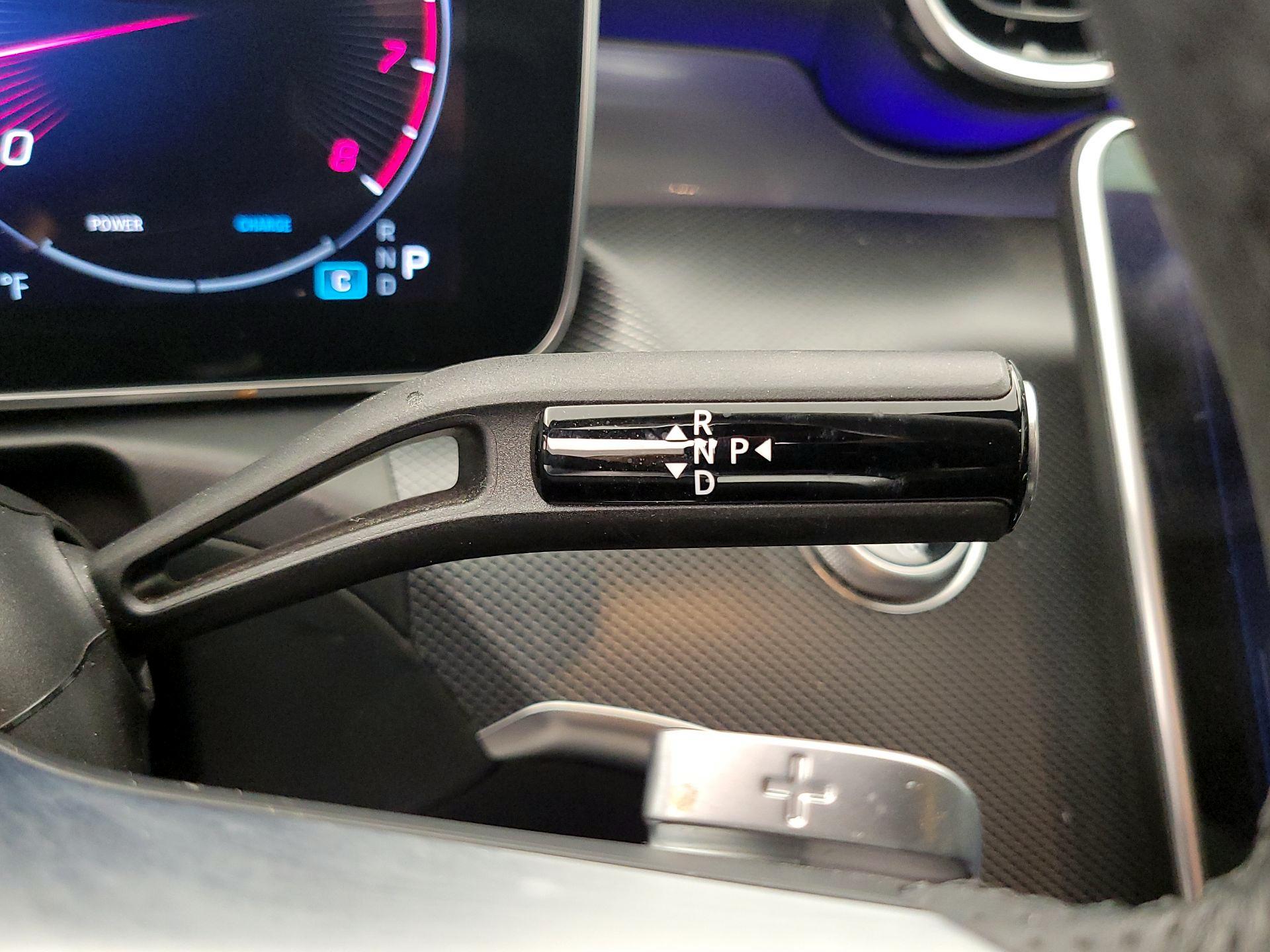 Thumbnail: 2024 Mercedes-Benz C-Class - 18