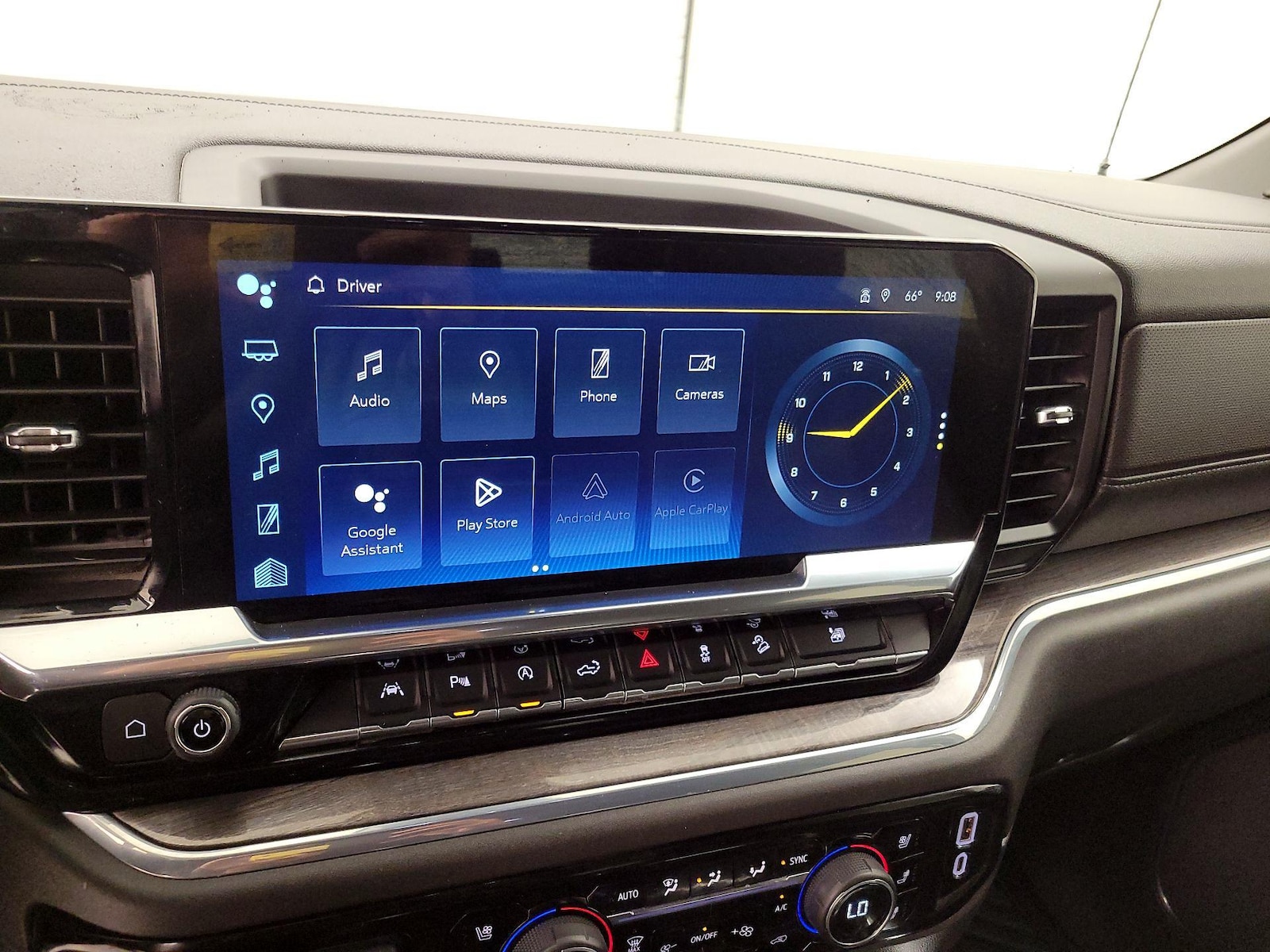 2024 Chevrolet Silverado 1500 LTZ - Photo 17