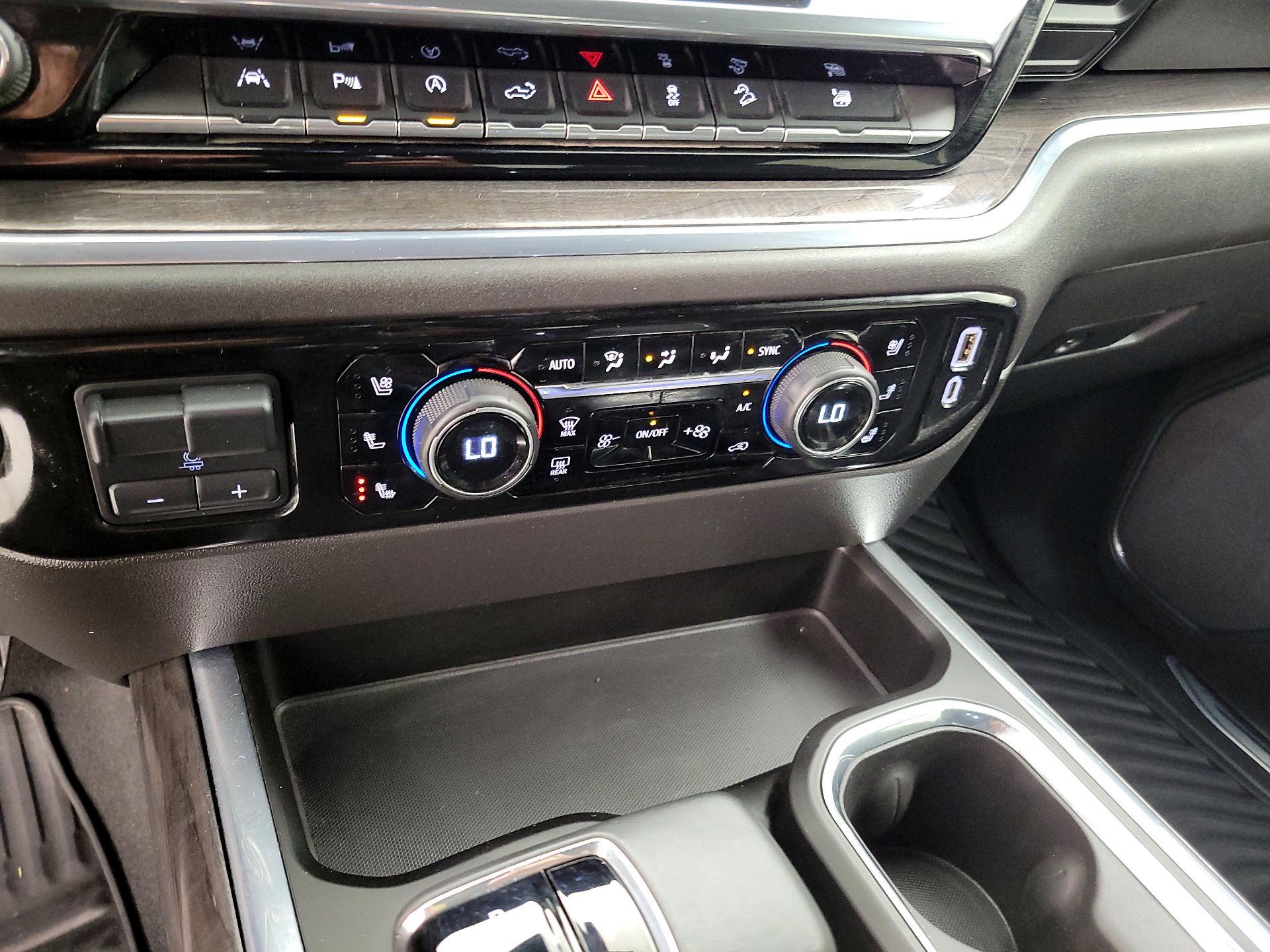 Thumbnail: 2024 Chevrolet Silverado 1500 - 17