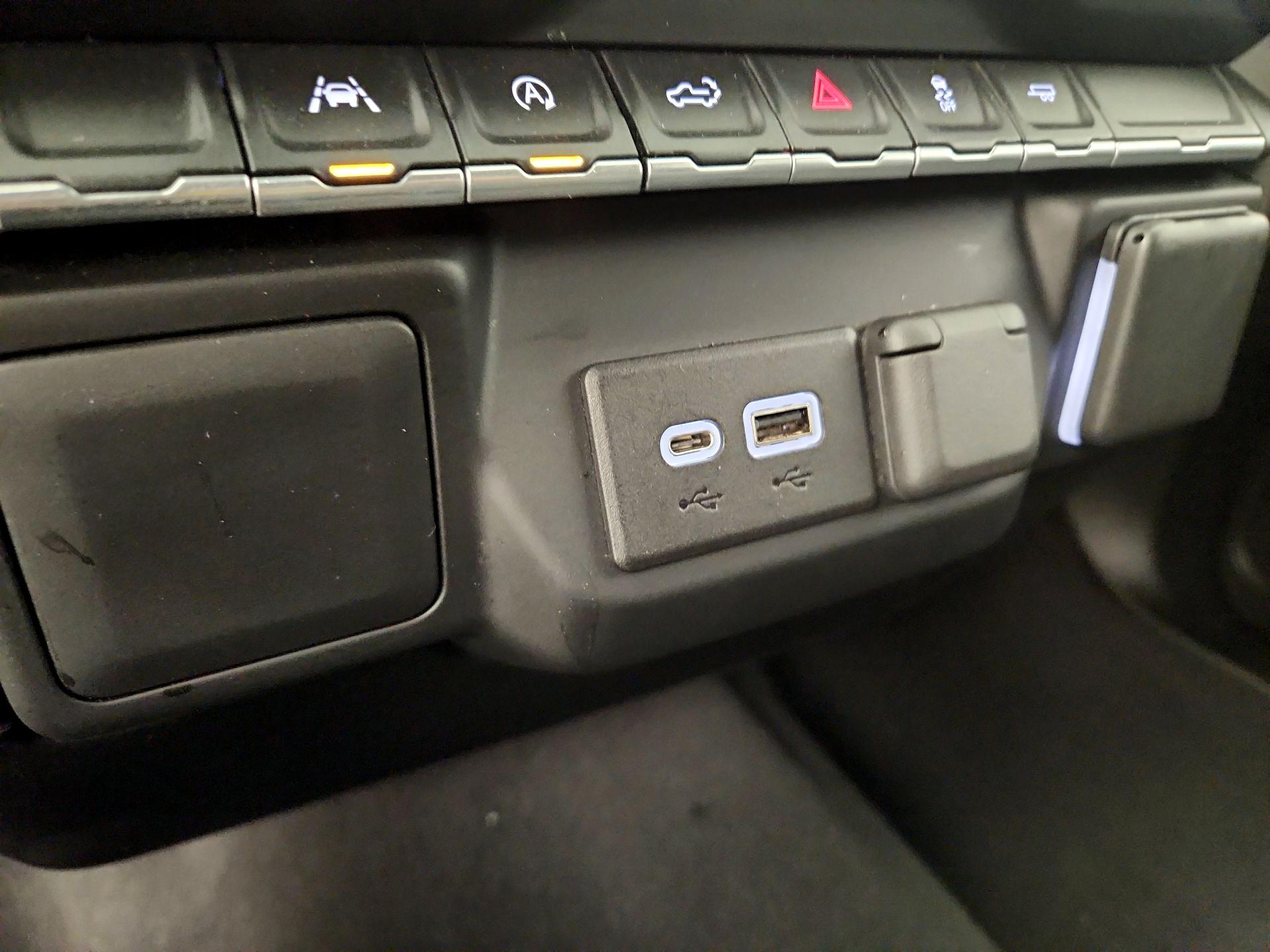 Thumbnail: 2022 Chevrolet Silverado 1500 - 18