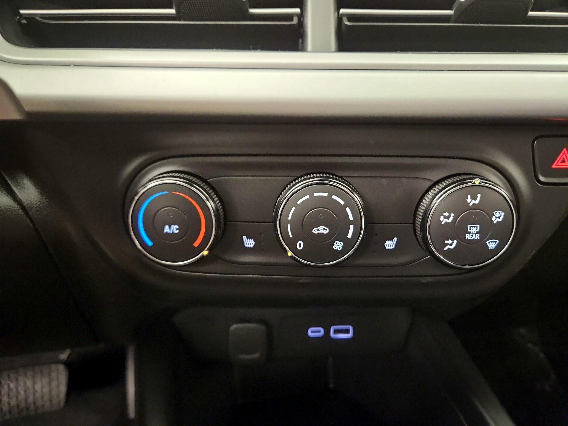 Thumbnail: 2024 Chevrolet Trax - 16