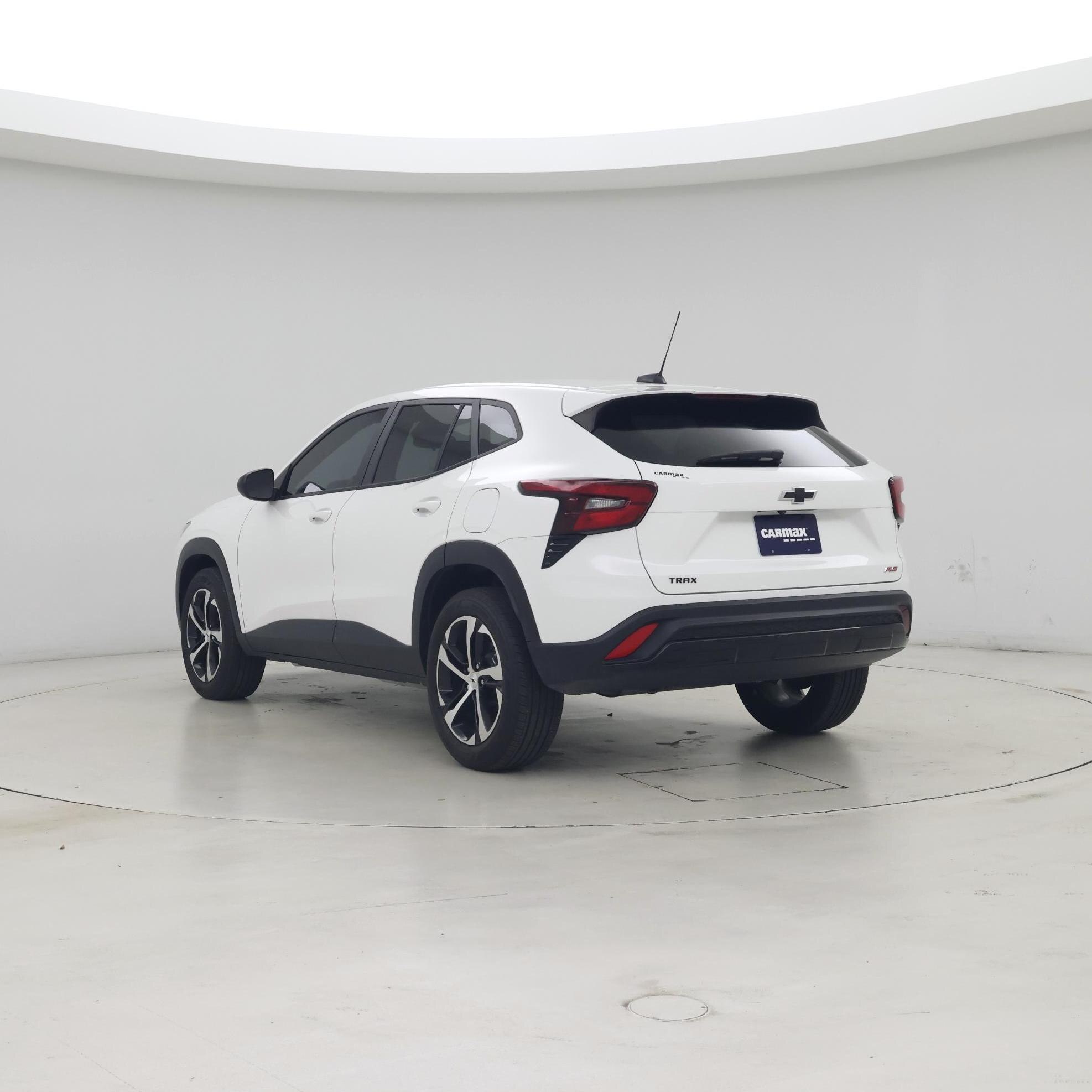 Thumbnail: 2024 Chevrolet Trax - 2