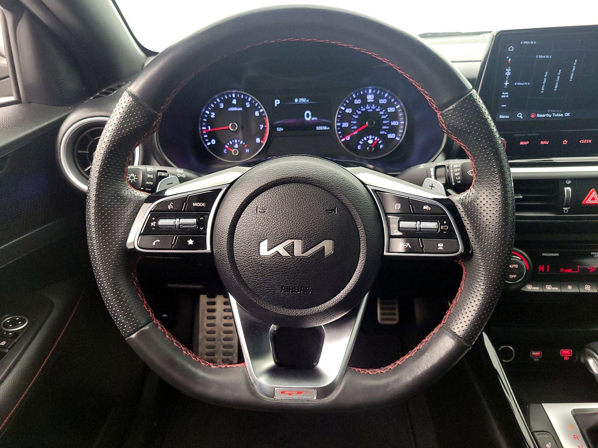 Thumbnail: 2023 Kia Forte - 10