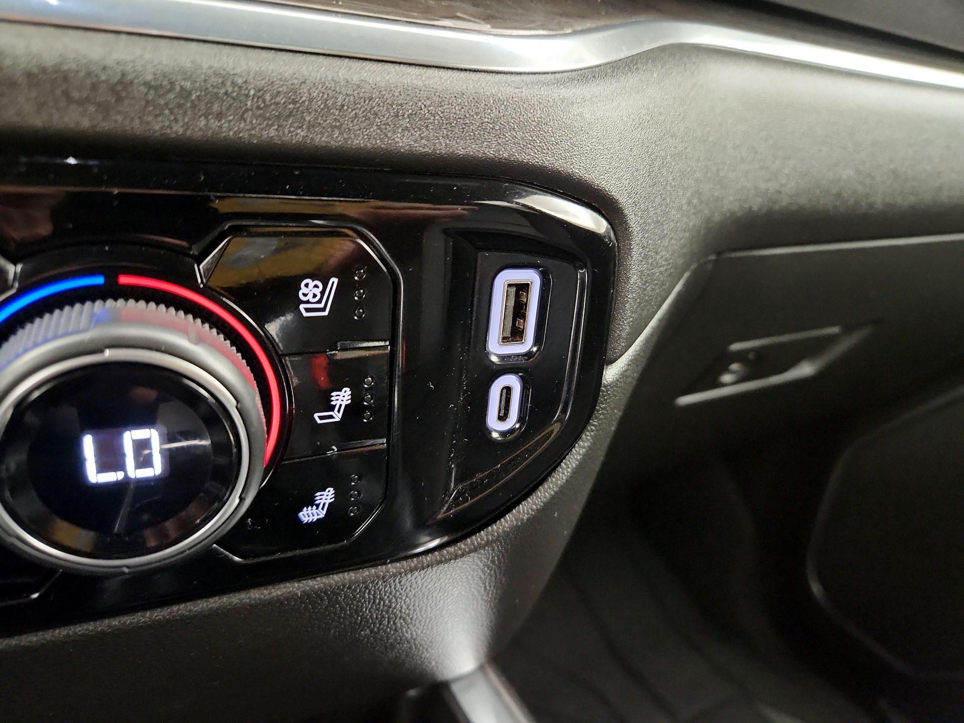 Thumbnail: 2023 Chevrolet Silverado 1500 - 18