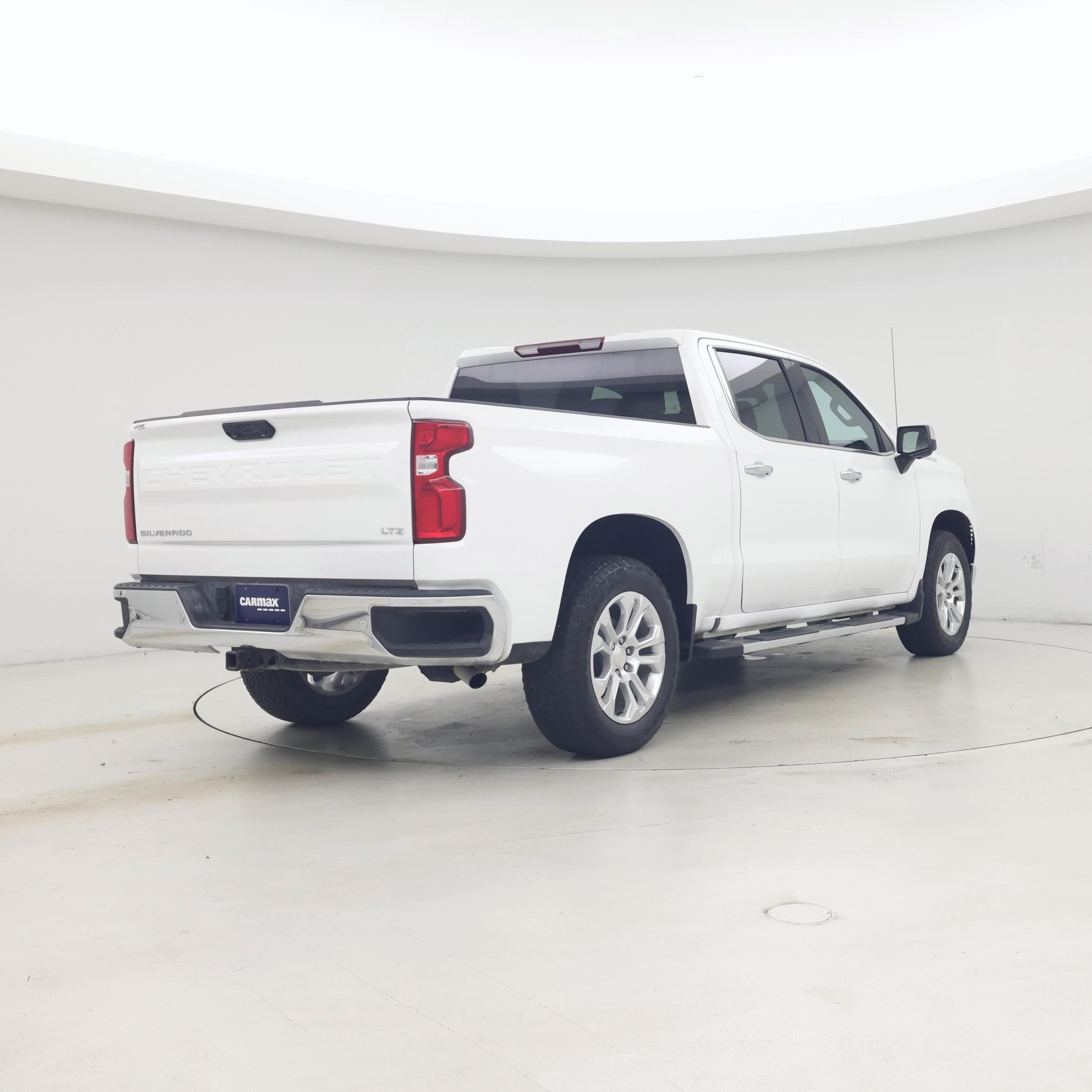 Thumbnail: 2023 Chevrolet Silverado 1500 - 8