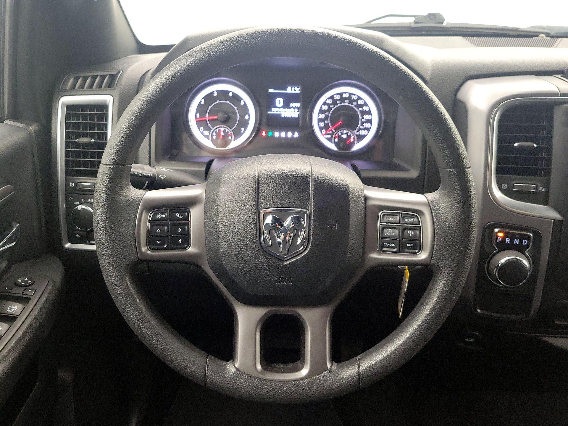 Thumbnail: 2024 RAM 1500 Classic - 10