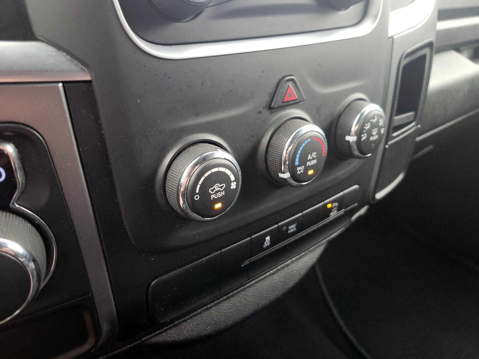 Thumbnail: 2024 RAM 1500 Classic - 16