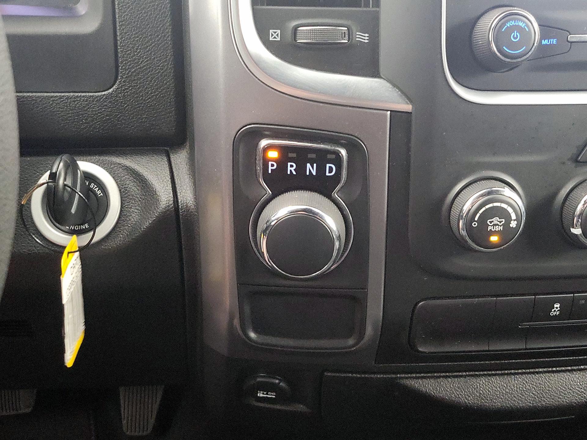 Thumbnail: 2024 RAM 1500 Classic - 17