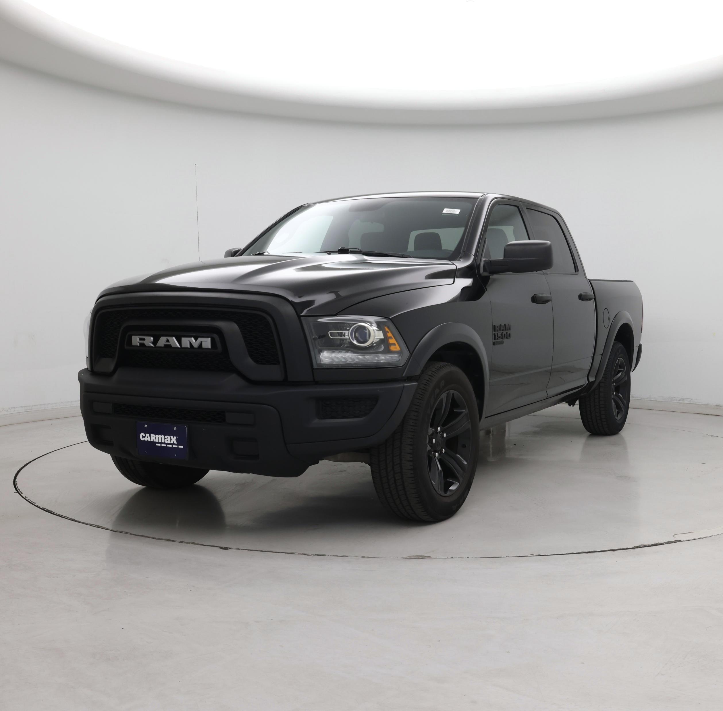 Thumbnail: 2024 RAM 1500 Classic - 4
