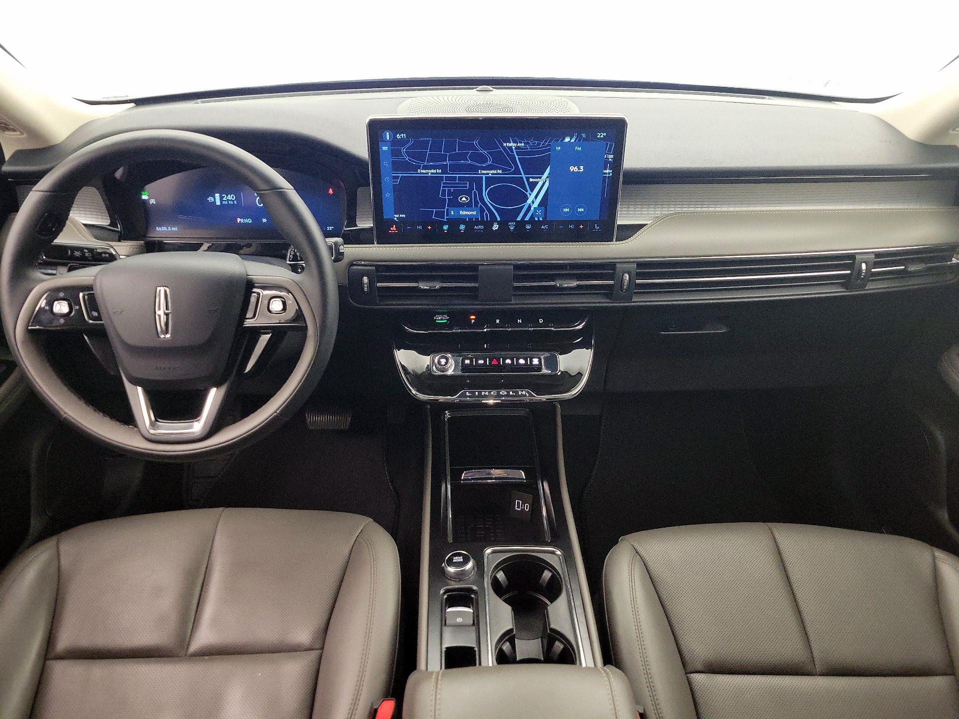 Thumbnail: 2024 Lincoln Corsair - 9