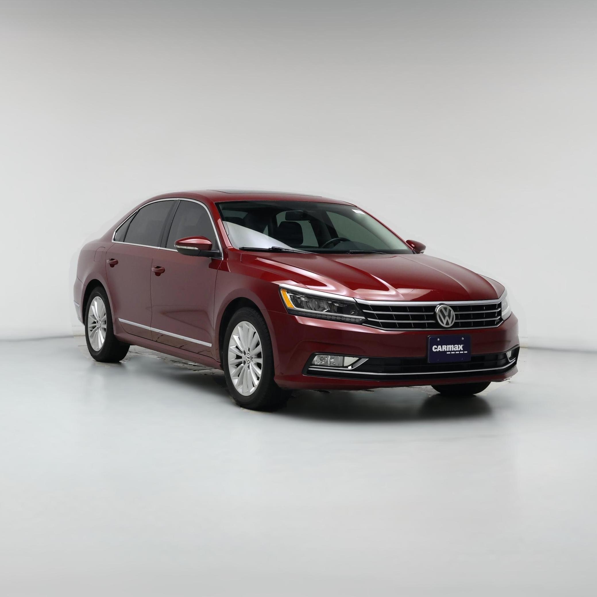 Thumbnail: 2016 Volkswagen Passat - 1