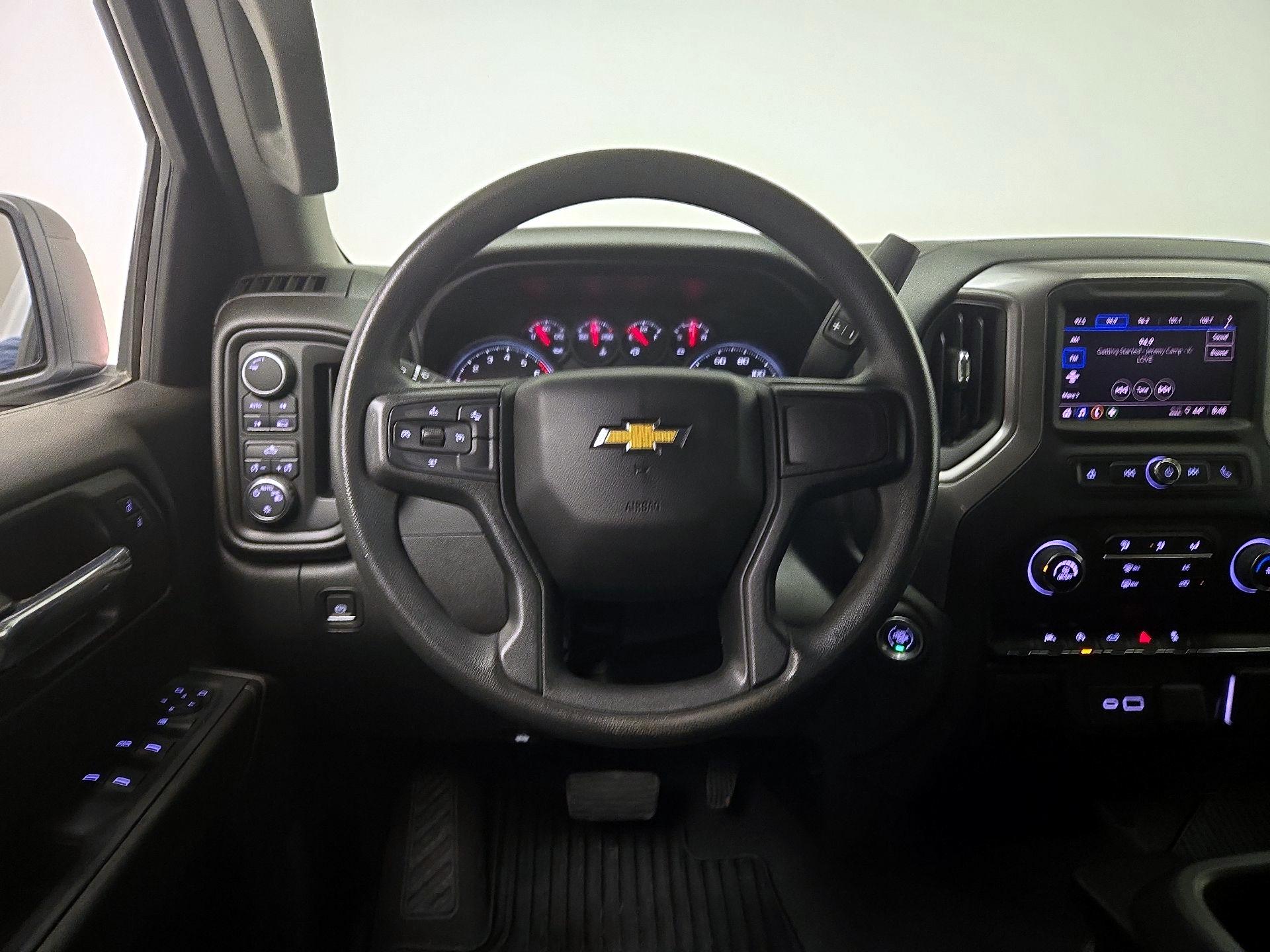 Thumbnail: 2023 Chevrolet Silverado 1500 - 10