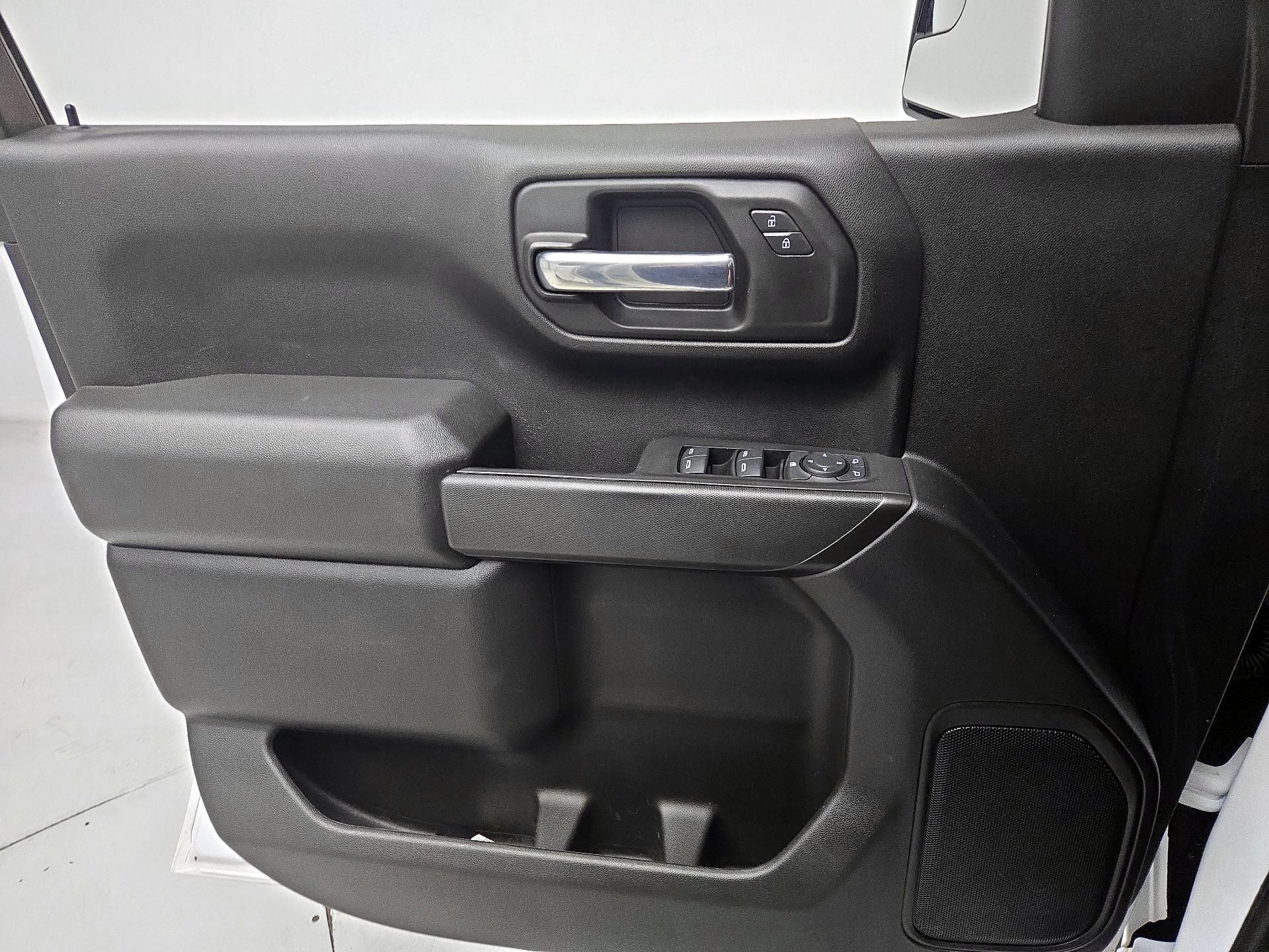 Thumbnail: 2023 Chevrolet Silverado 1500 - 12