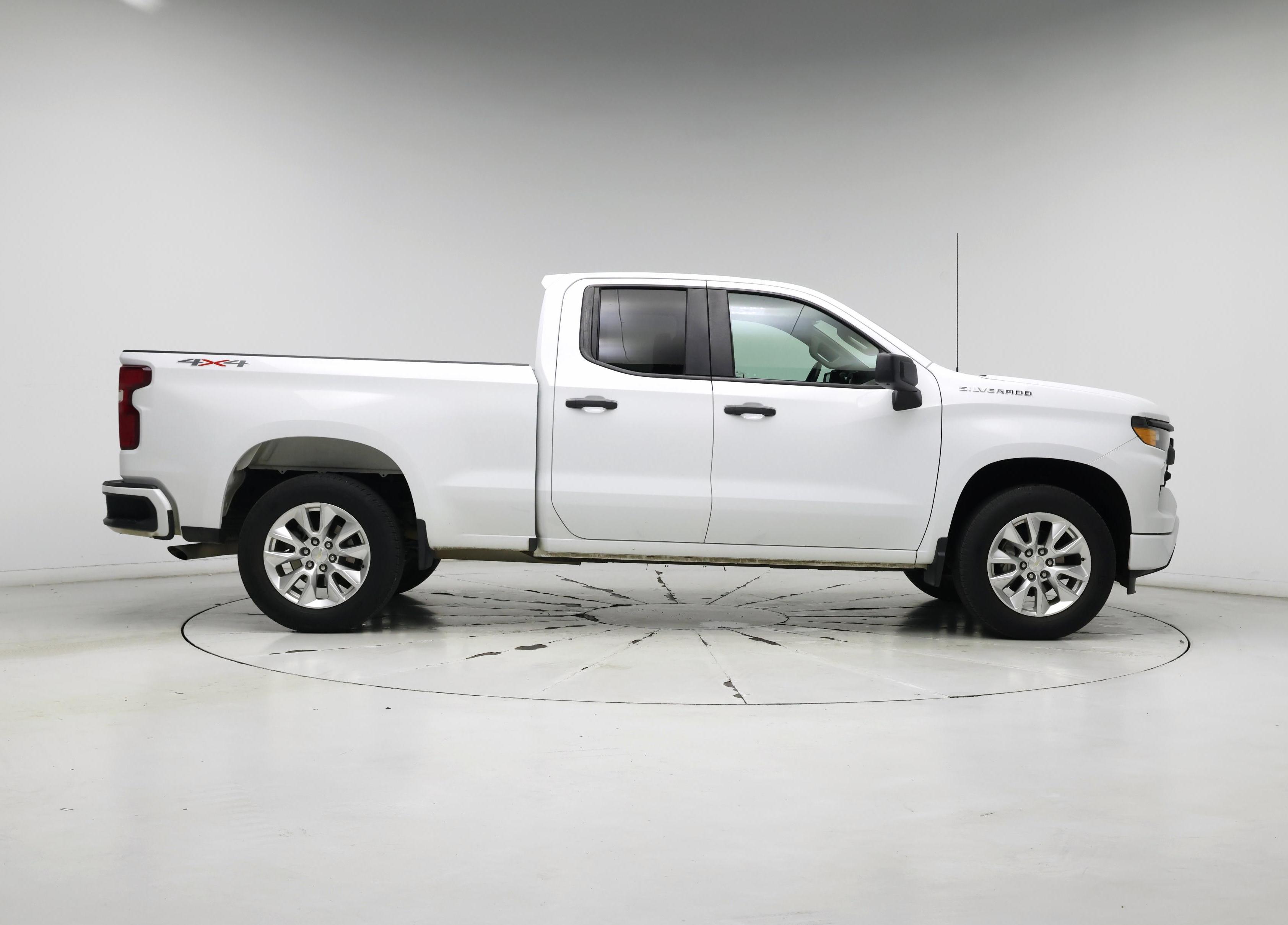 Thumbnail: 2023 Chevrolet Silverado 1500 - 7