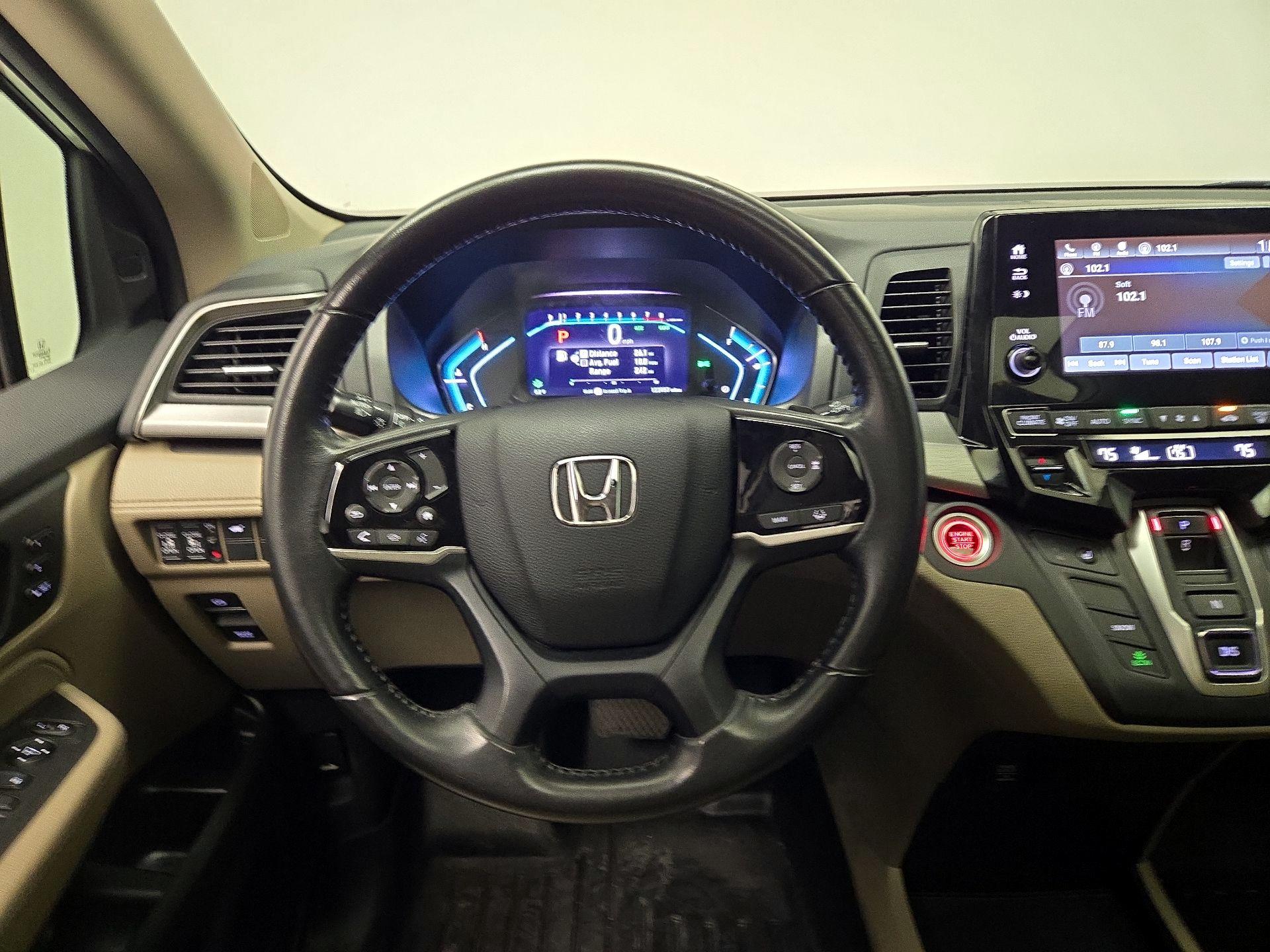 Thumbnail: 2018 Honda Odyssey - 10