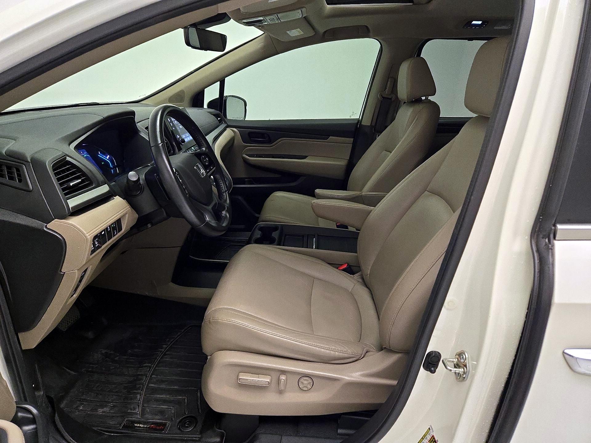 Thumbnail: 2018 Honda Odyssey - 11