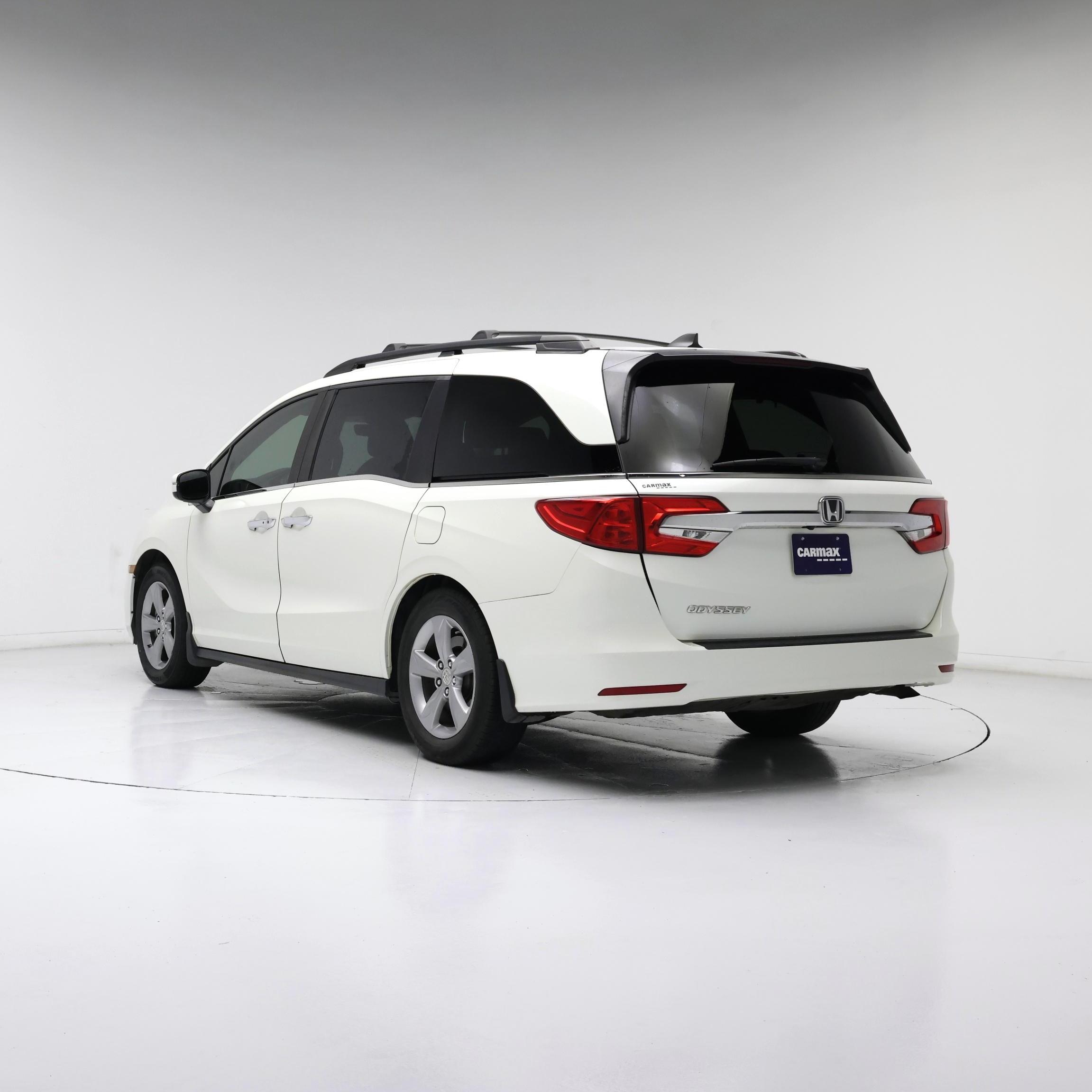 Thumbnail: 2018 Honda Odyssey - 2