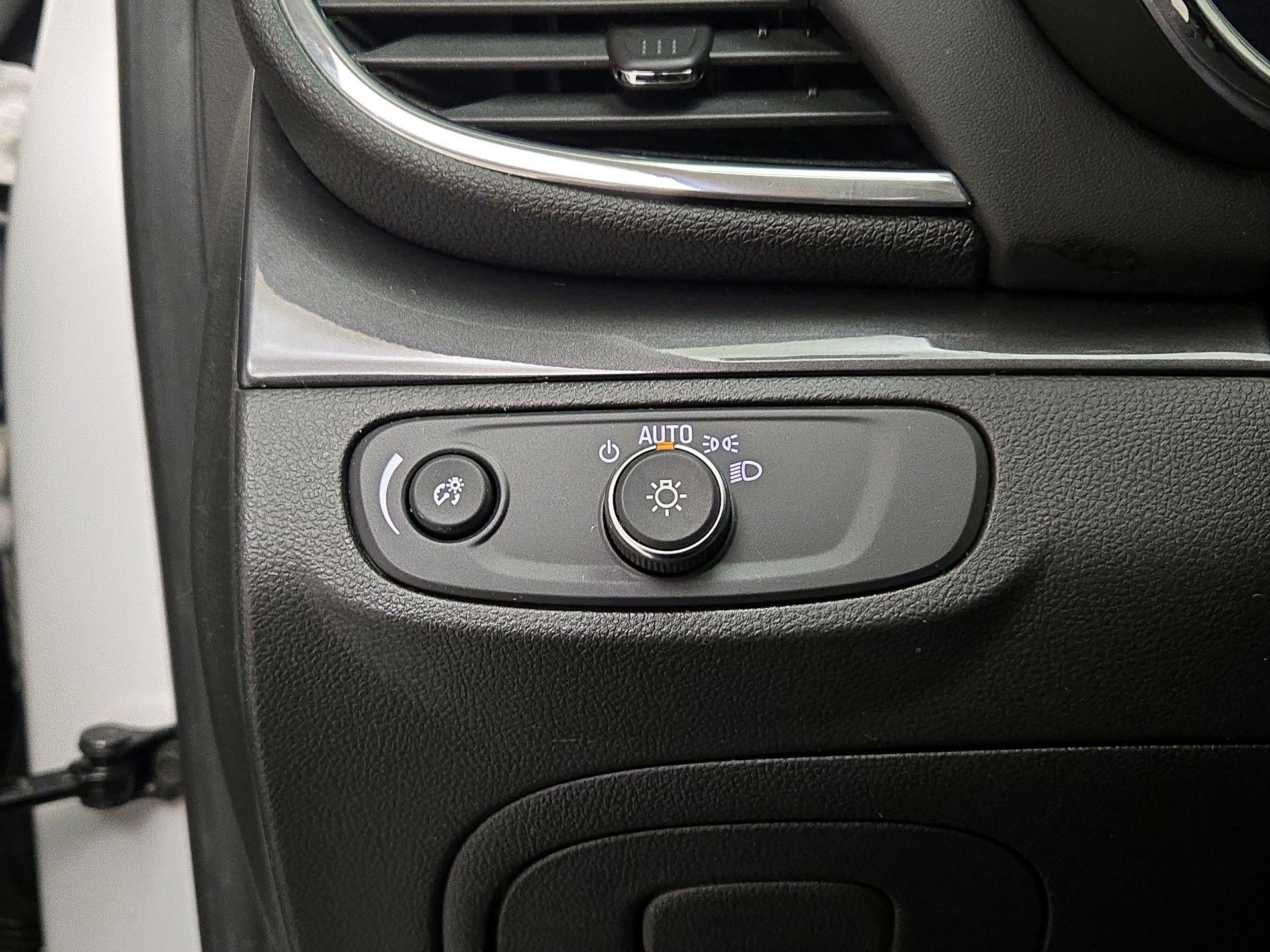 Thumbnail: 2020 Buick Encore - 13