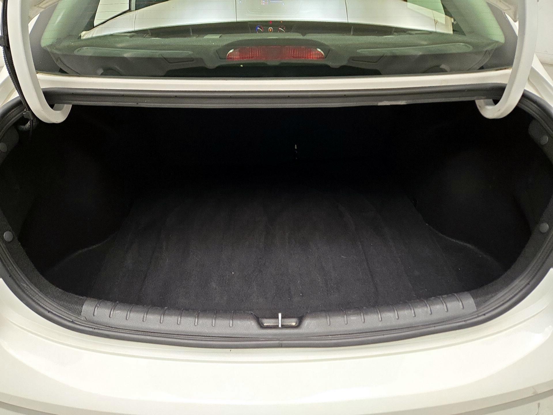 Thumbnail: 2021 Kia Rio - 20