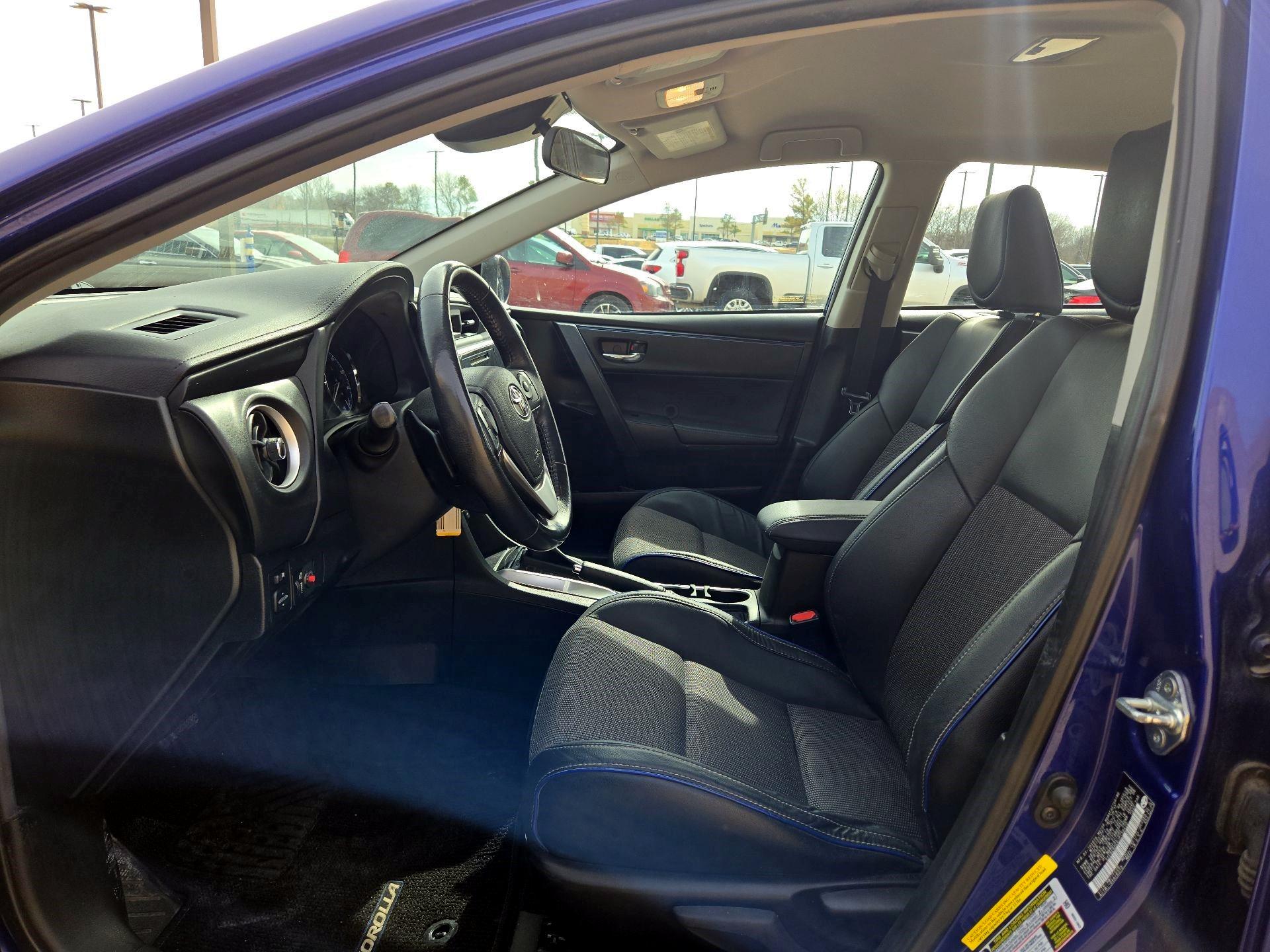 Thumbnail: 2018 Toyota Corolla - 9