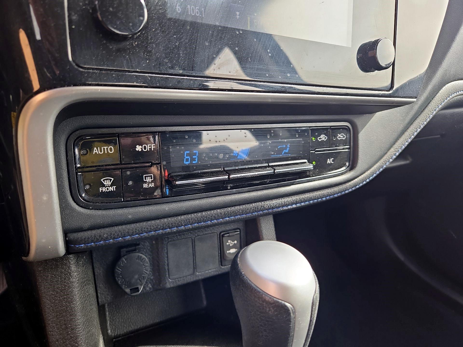 Thumbnail: 2018 Toyota Corolla - 14