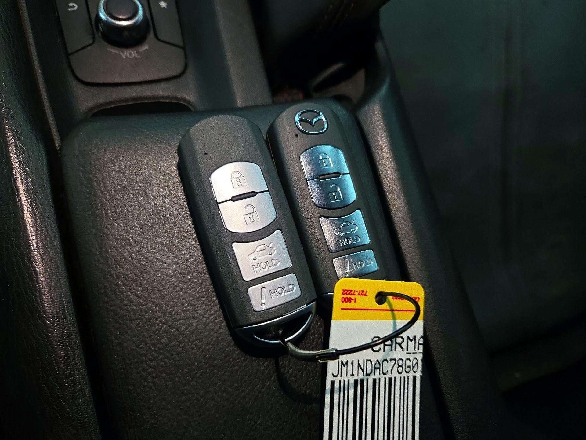 Thumbnail: 2016 Mazda MX-5 Miata - 20