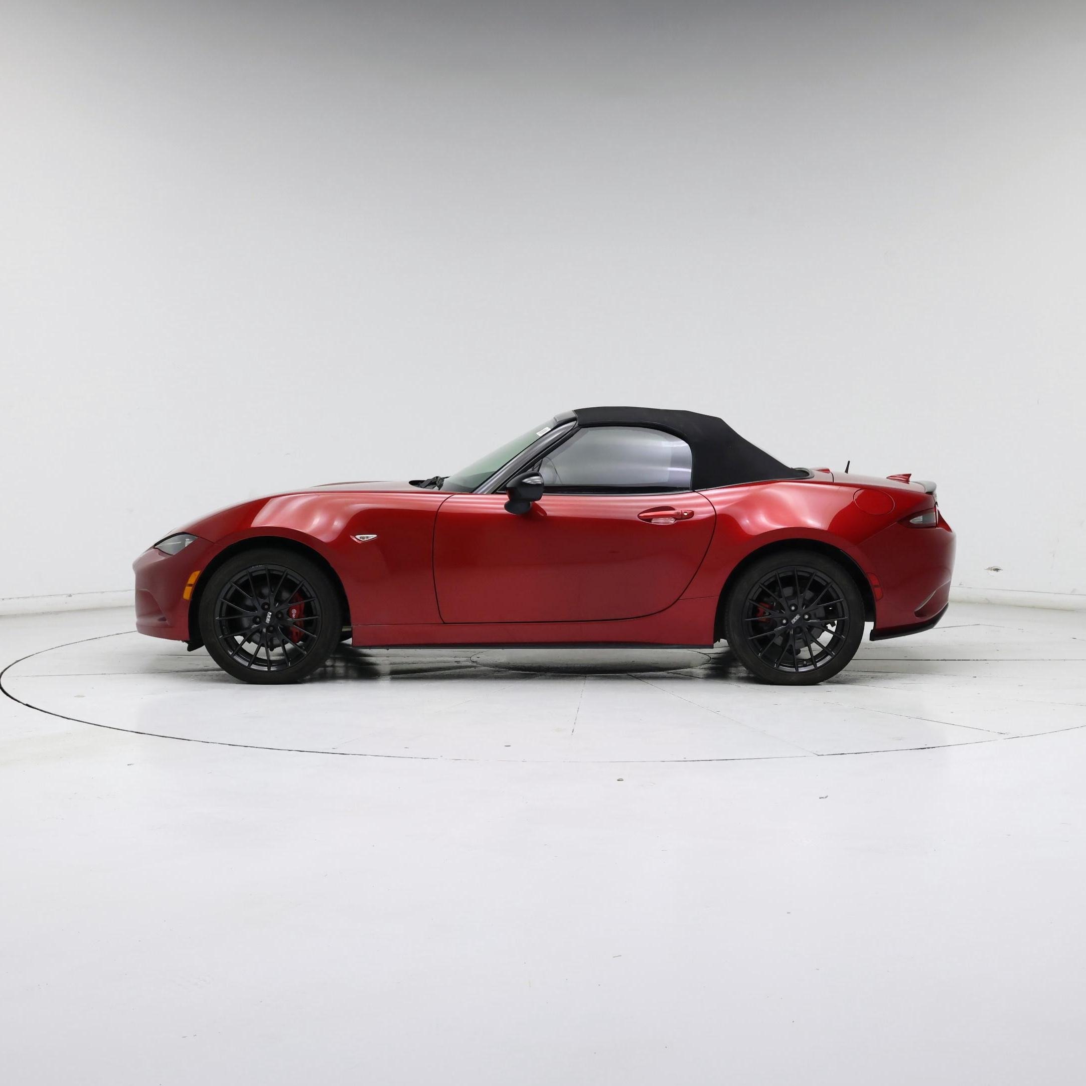 Thumbnail: 2016 Mazda MX-5 Miata - 3