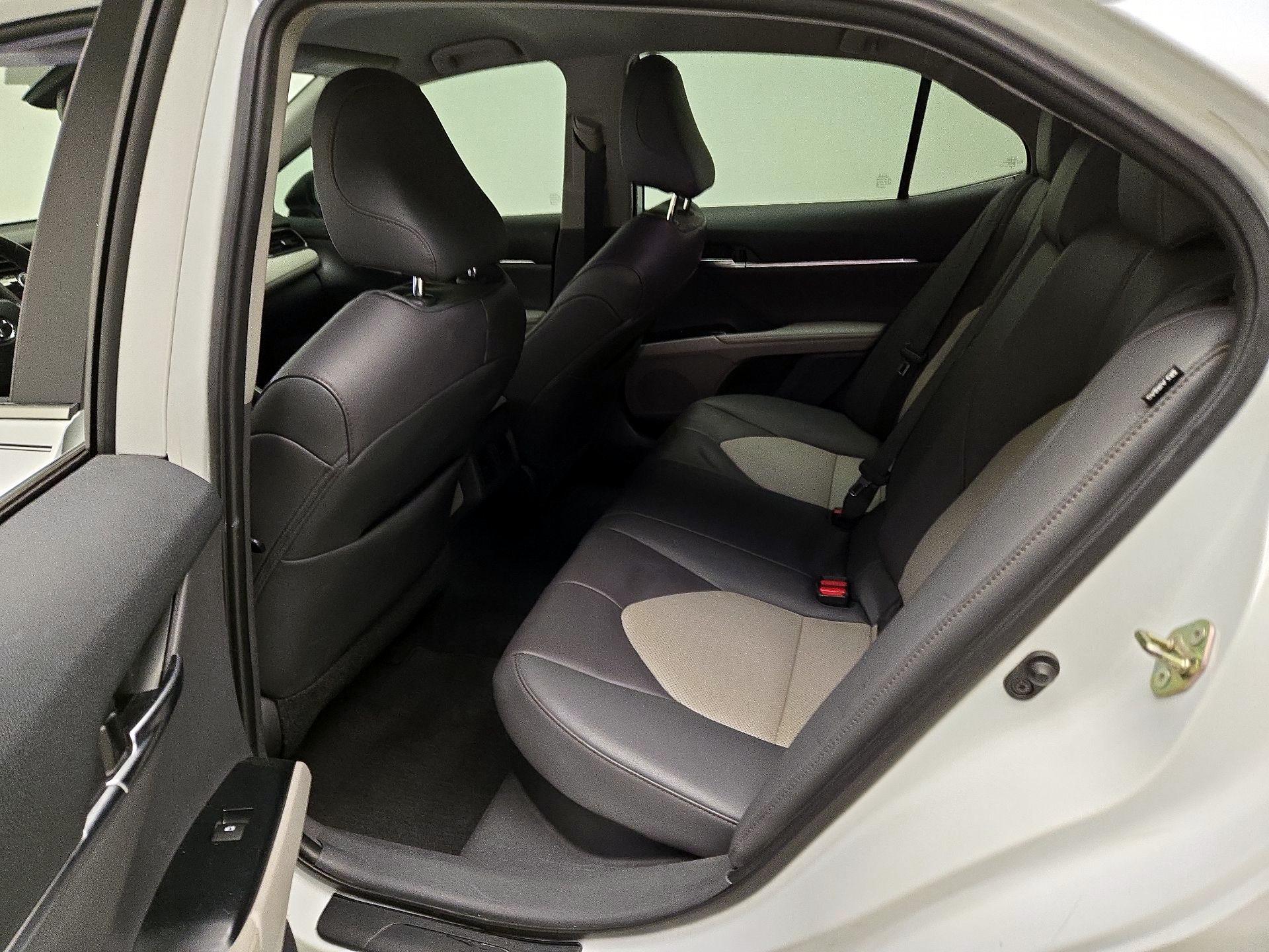 Thumbnail: 2020 Toyota Camry - 19