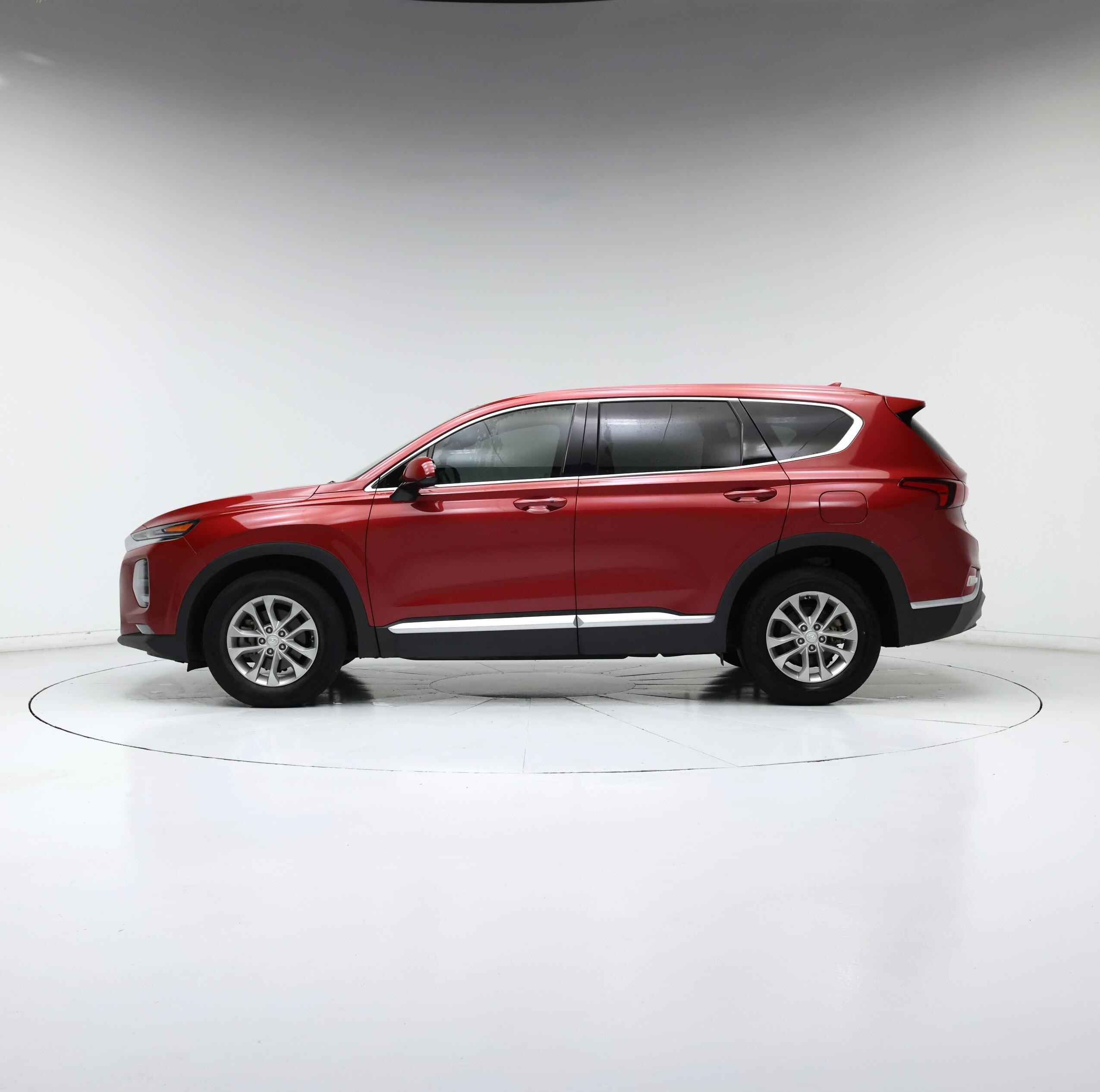 Thumbnail: 2019 Hyundai Santa Fe - 3